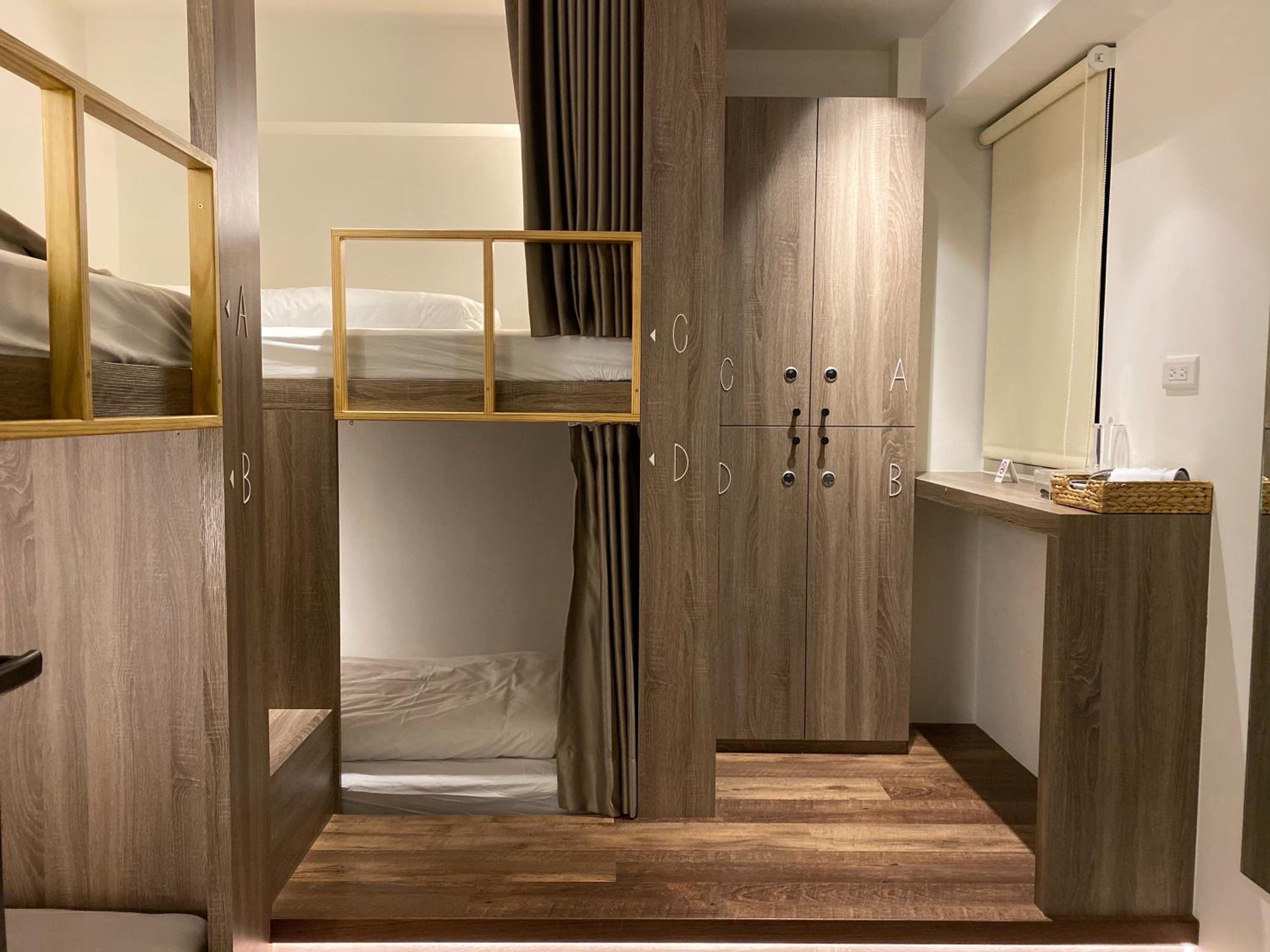 Bed in 4-Bed Female Dormitory Room with Private Bathroom photo 1