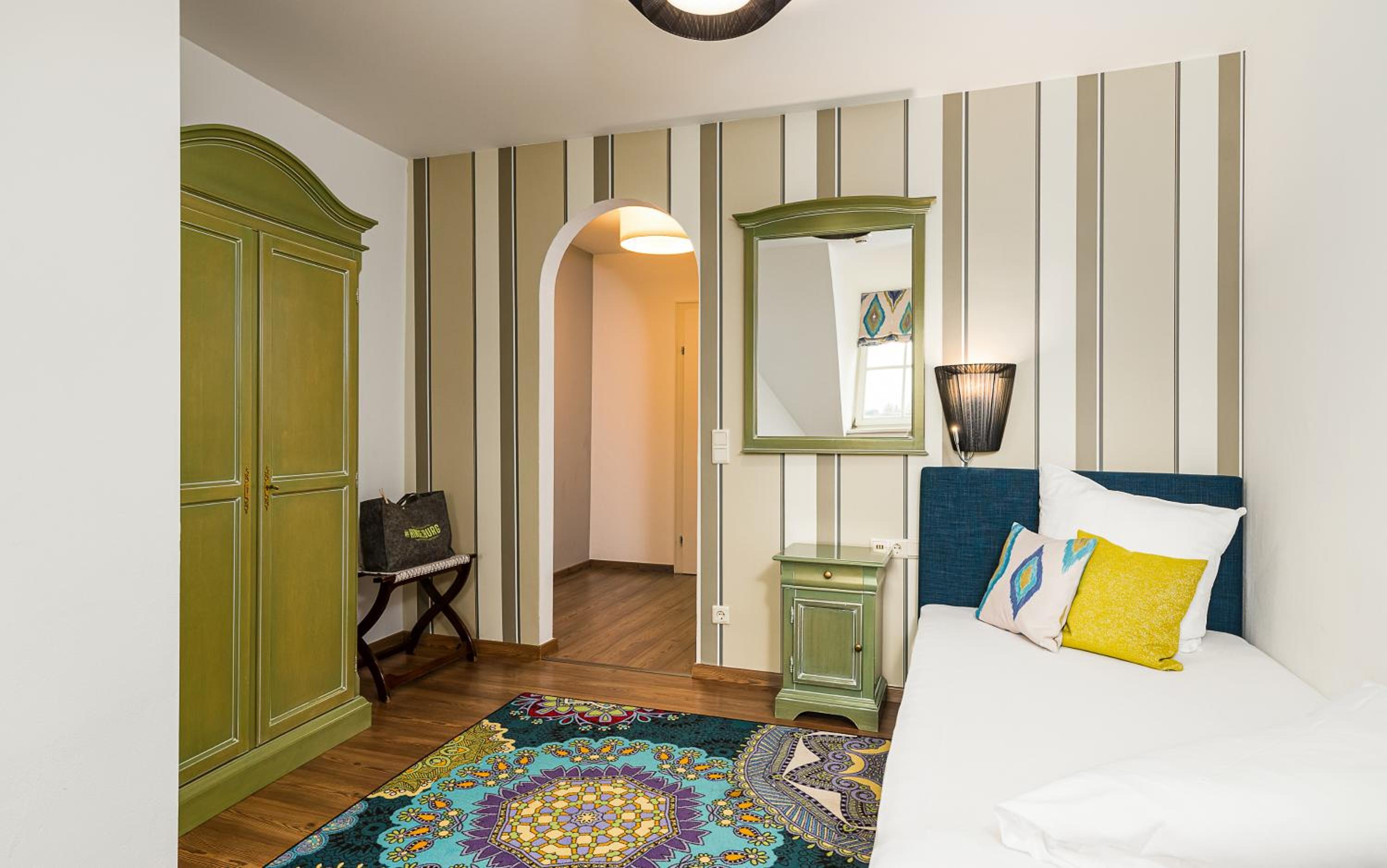Single Room photo 2