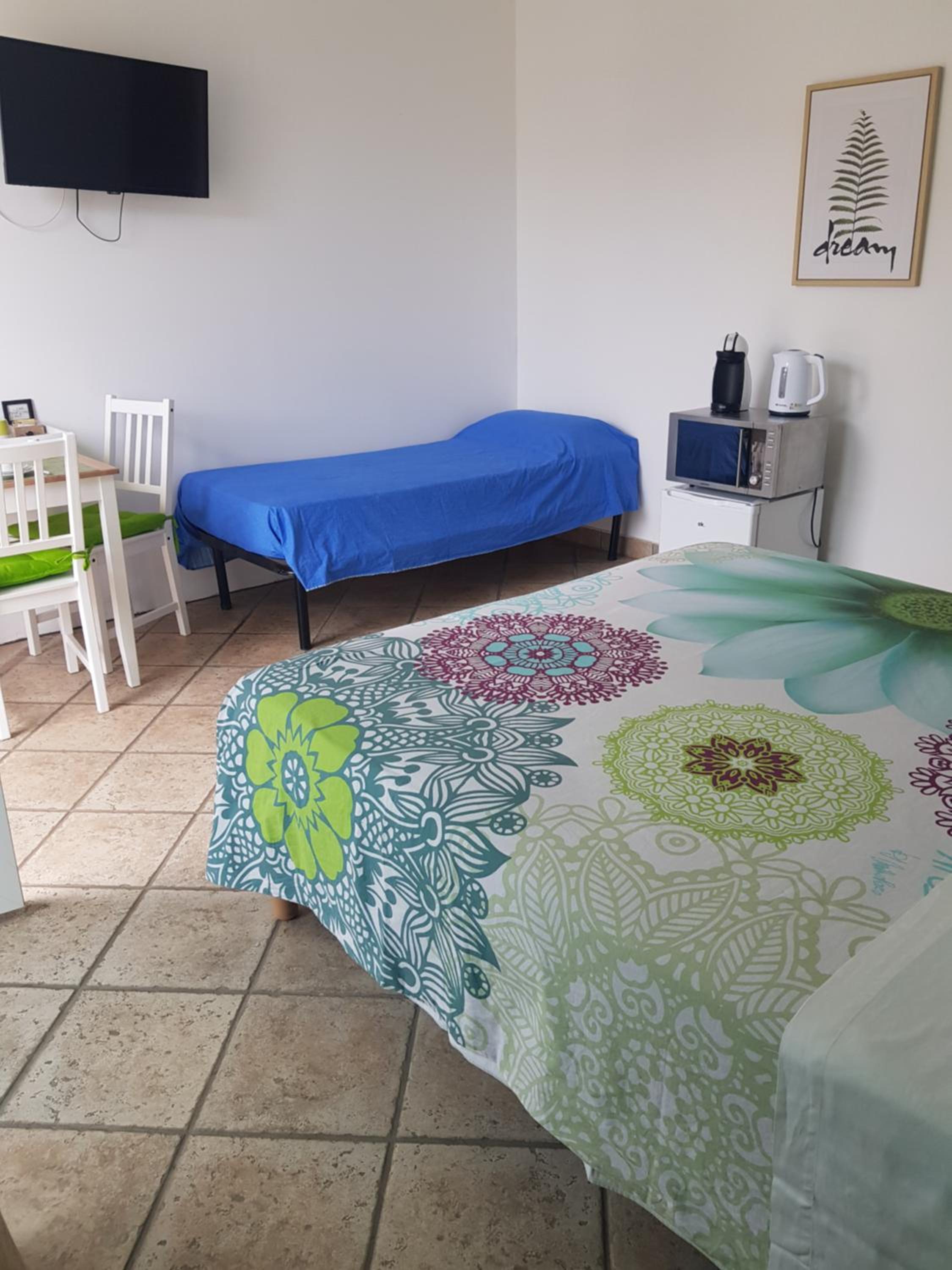 Double or Twin Room - Photo 23