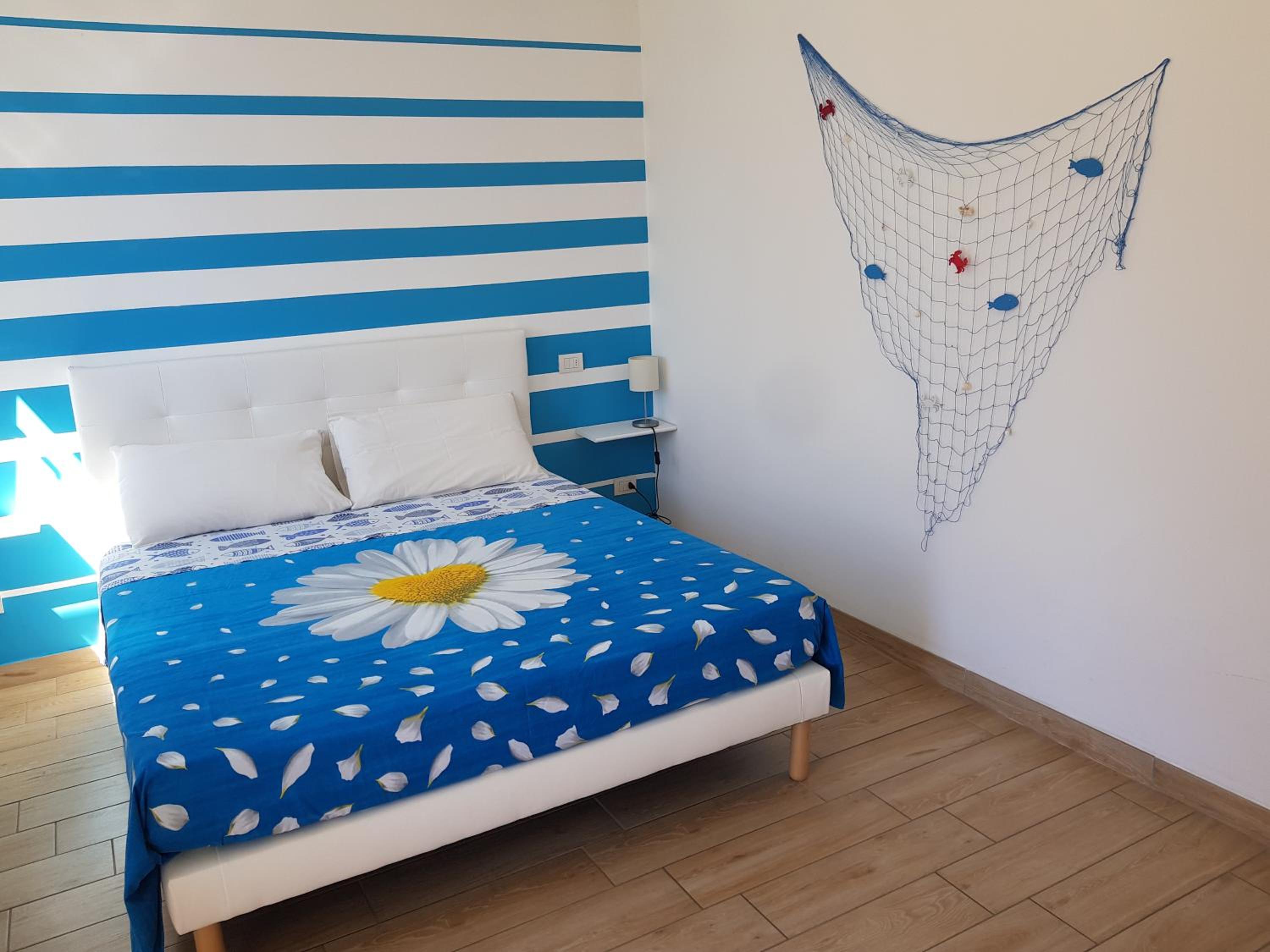 Double Room - Photo 21