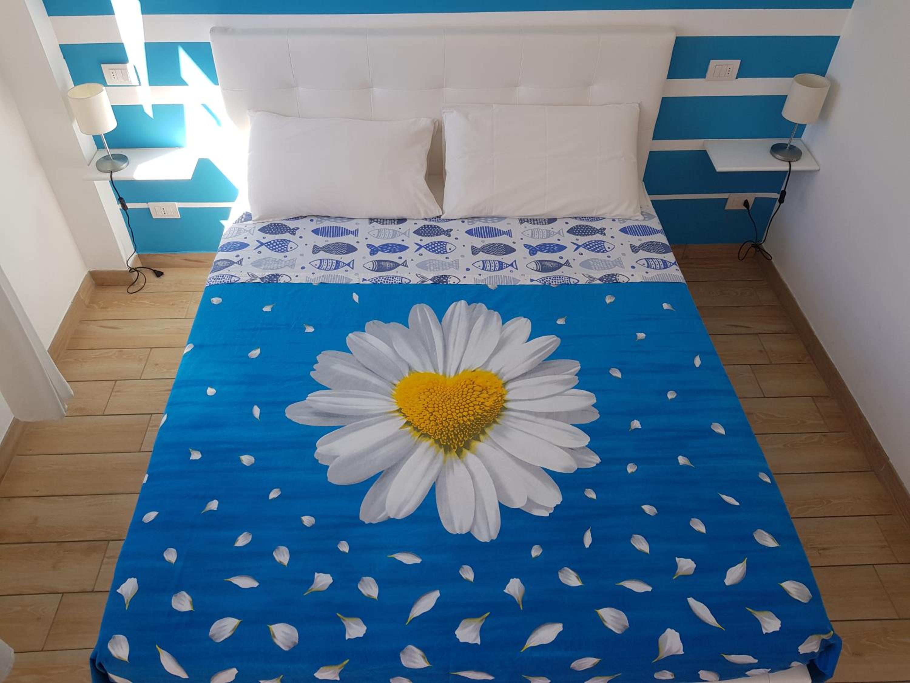 Double Room - Photo 11
