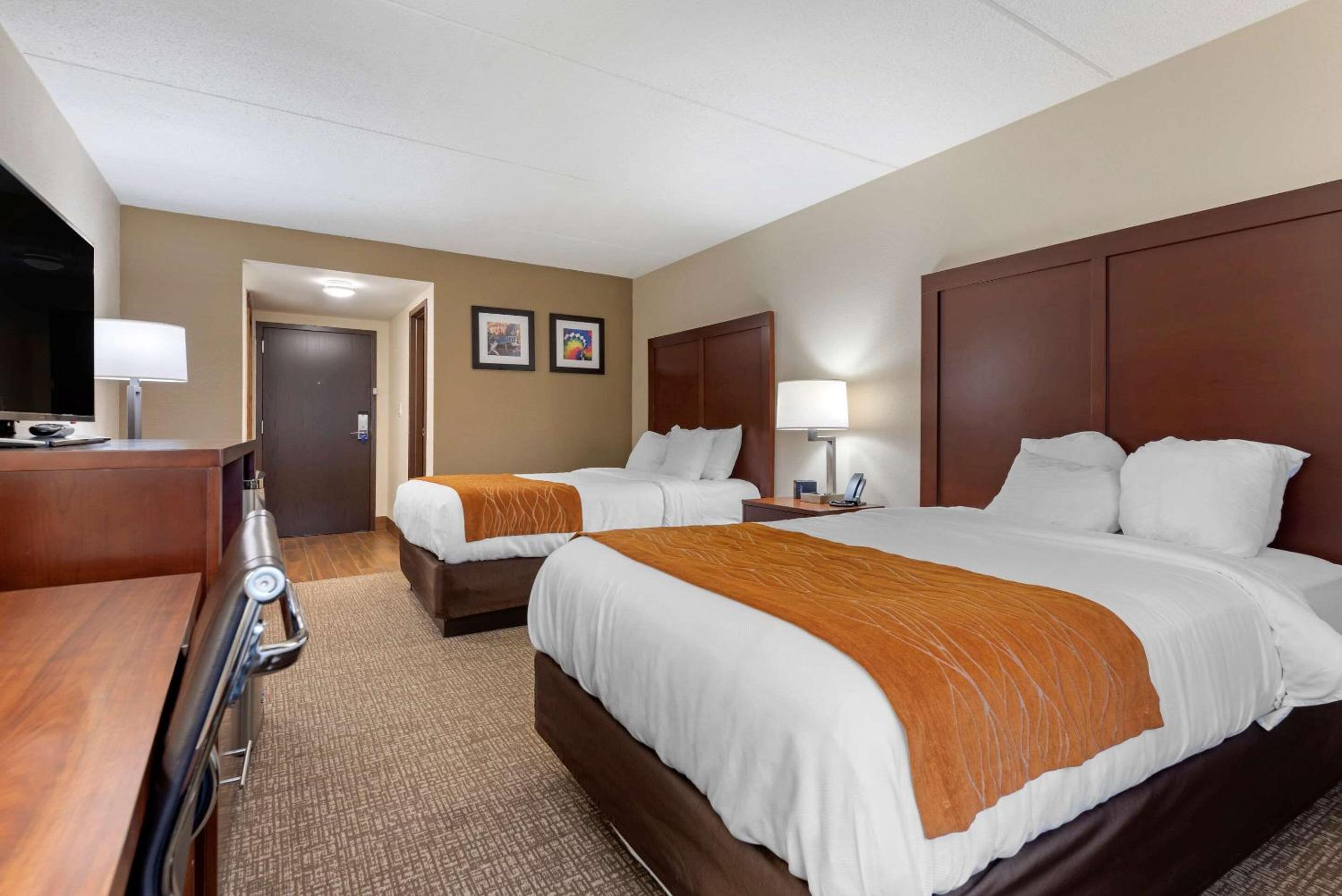 Double Room with Two Double Beds - Non-Smoking - Photo 3