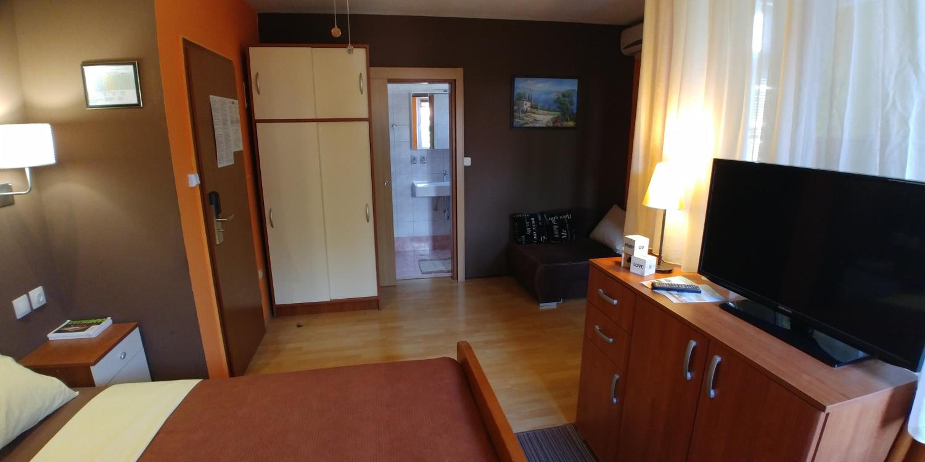 Double Room with Kitchenette photo 3