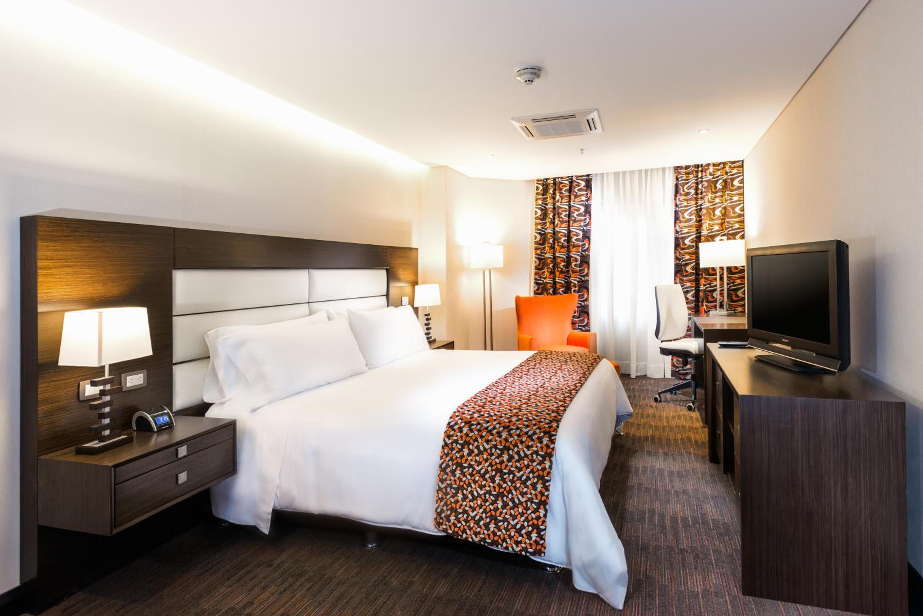 Superior King Room - Photo 5