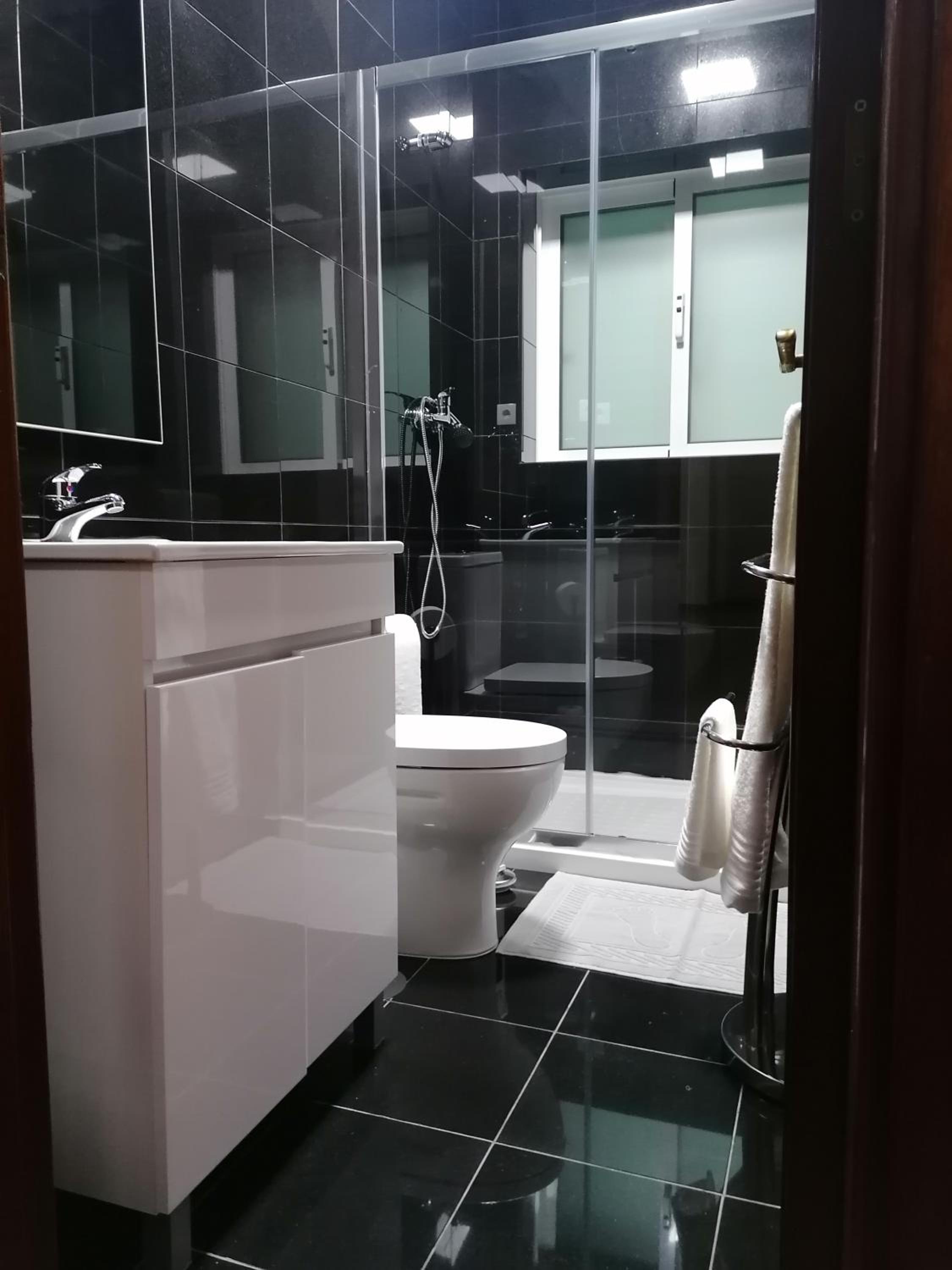 Deluxe Double Room with Balcony - Photo 3