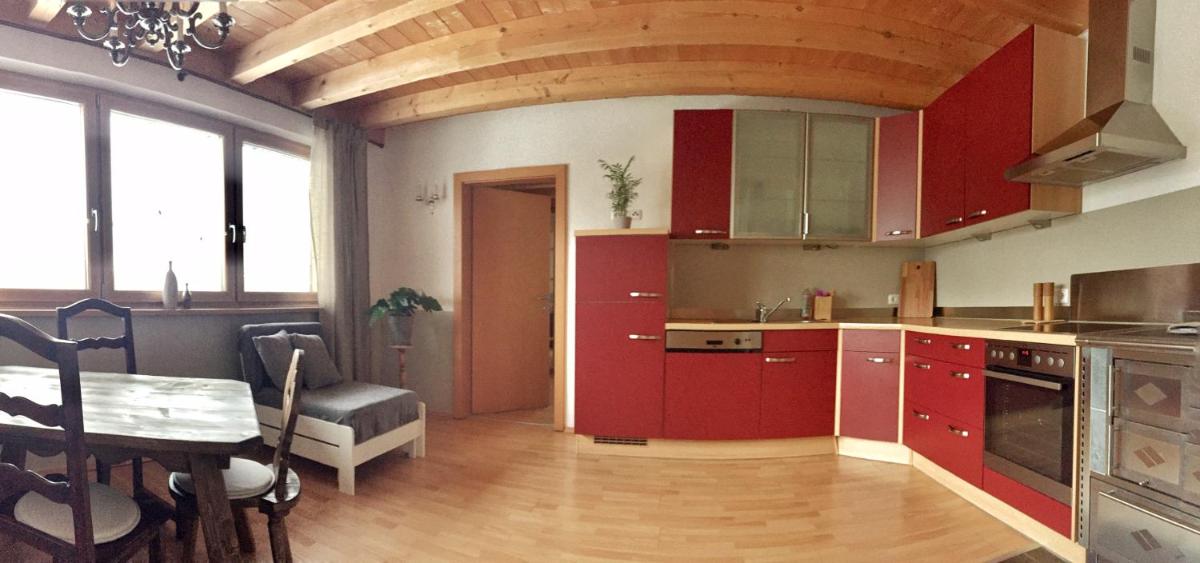 Apartment with Mountain View photo 1