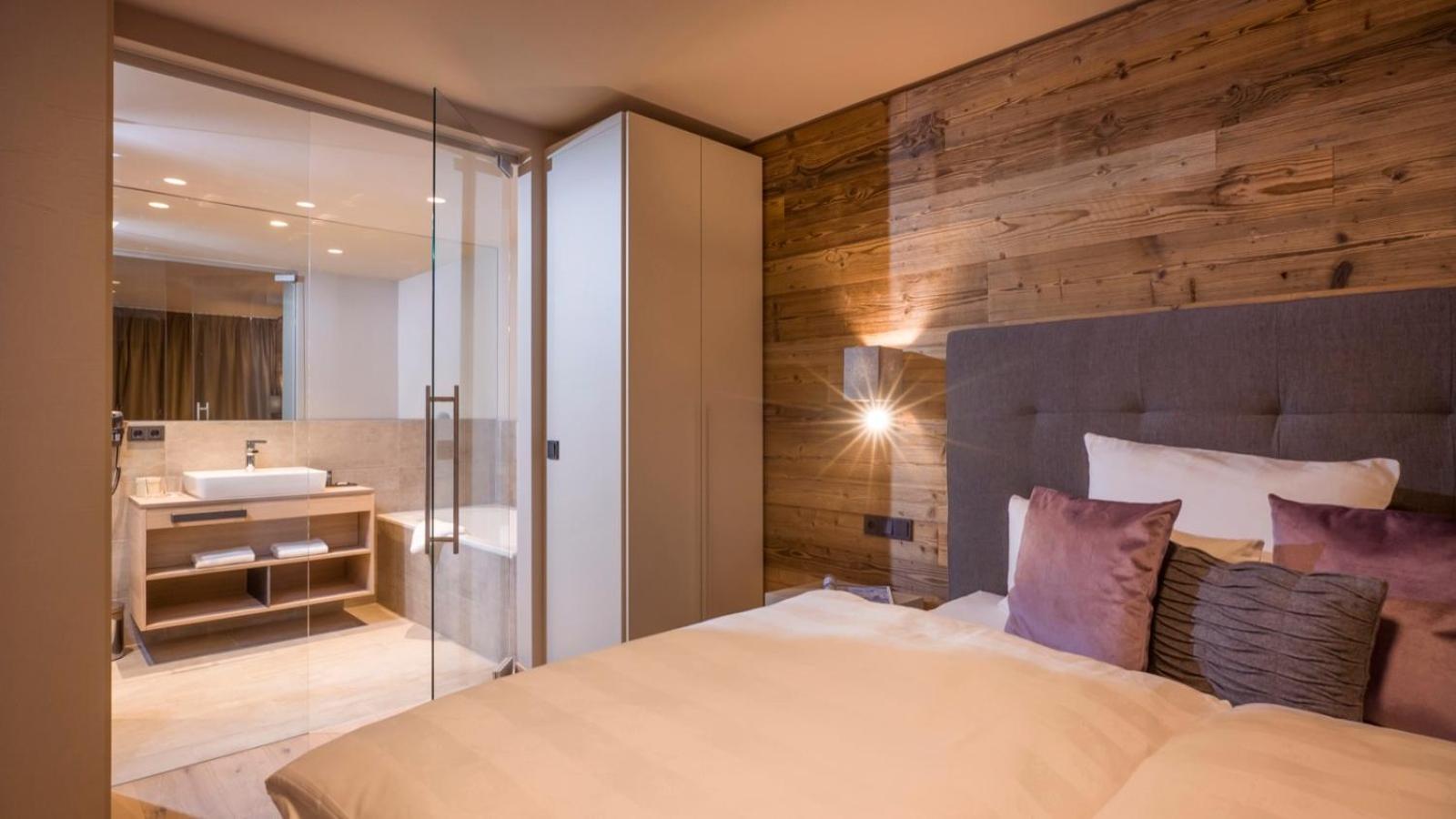 Suite photo 1