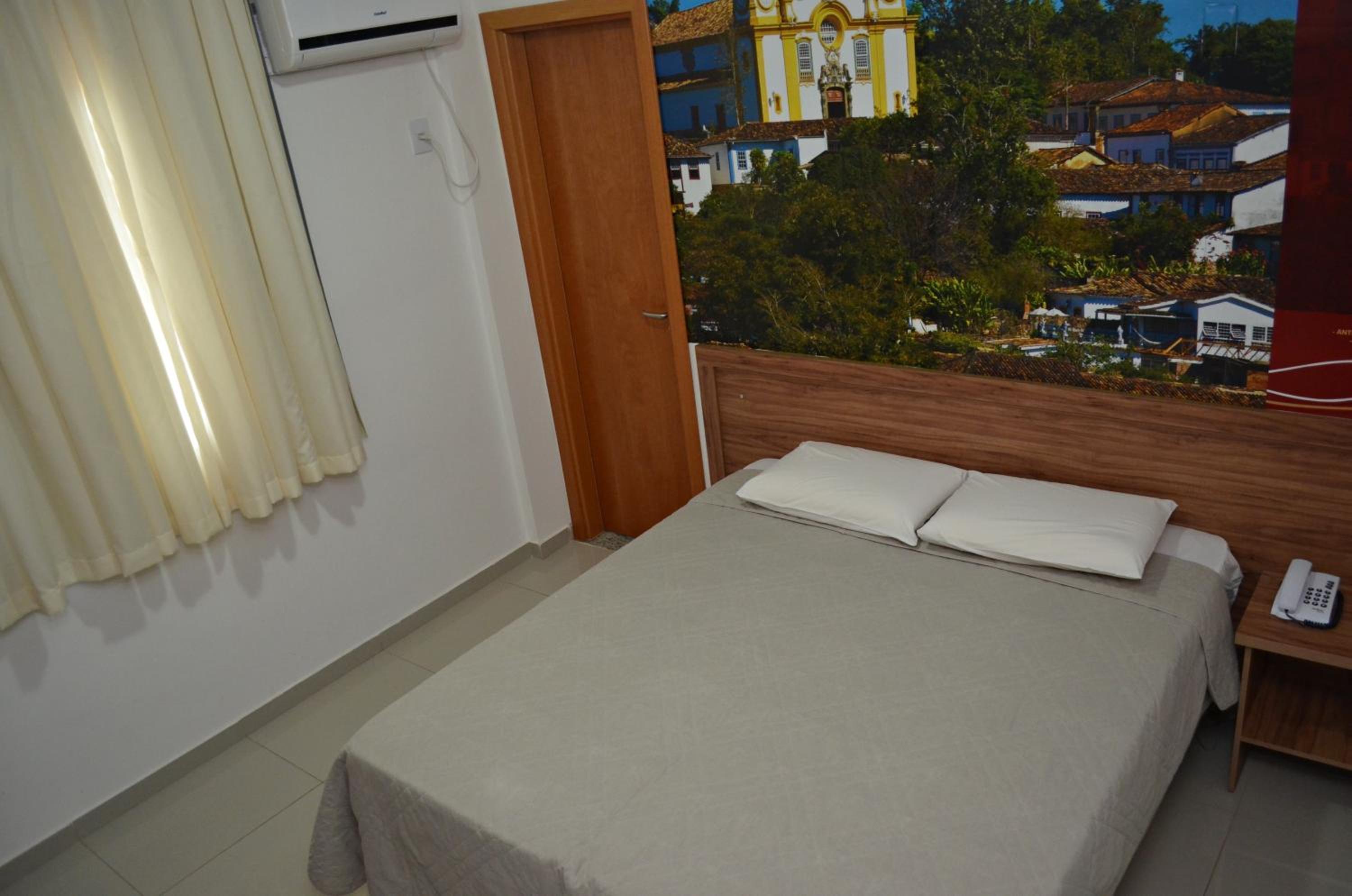 Standard Double or Twin Room photo 2