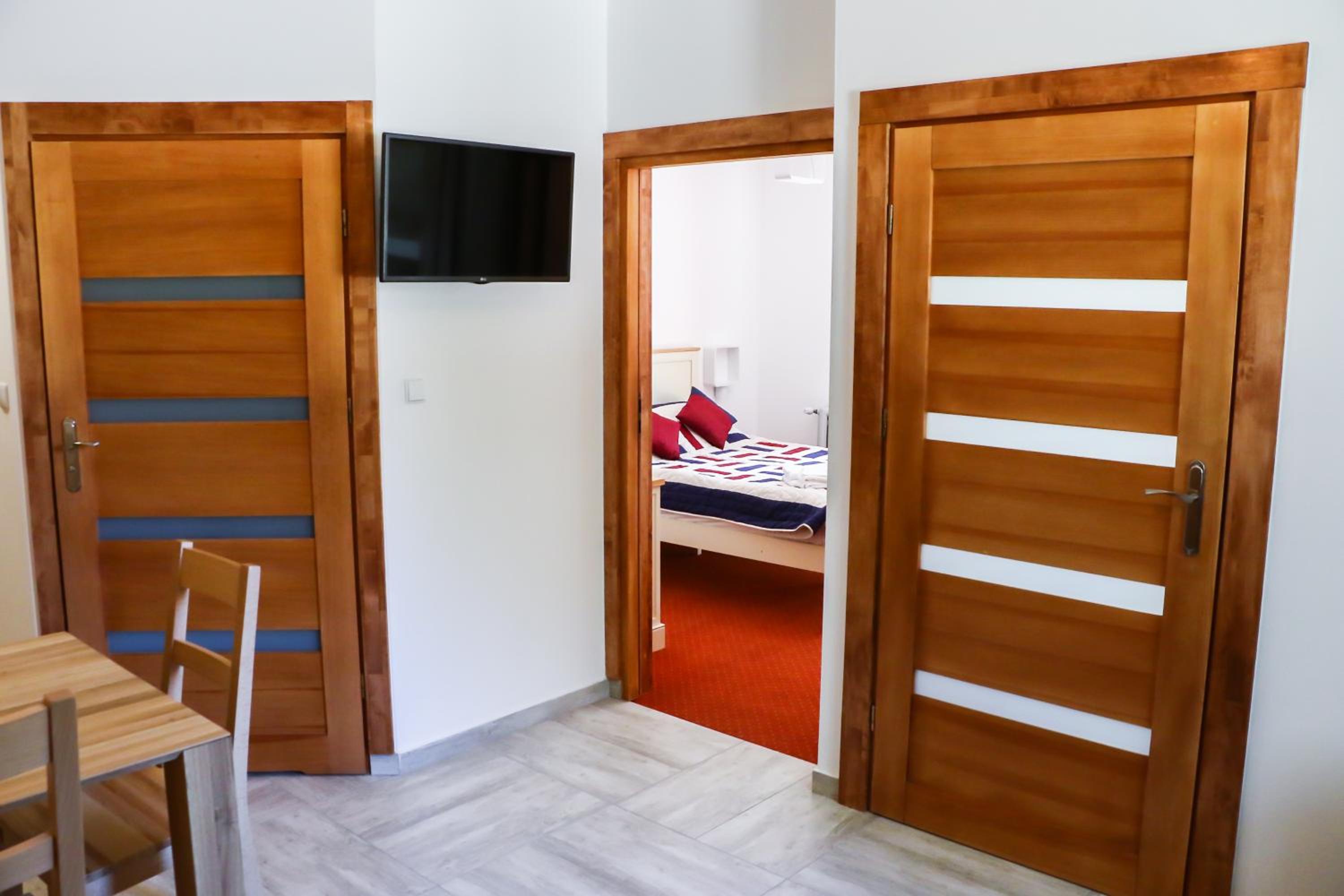Two-Bedroom Apartment - Photo 9