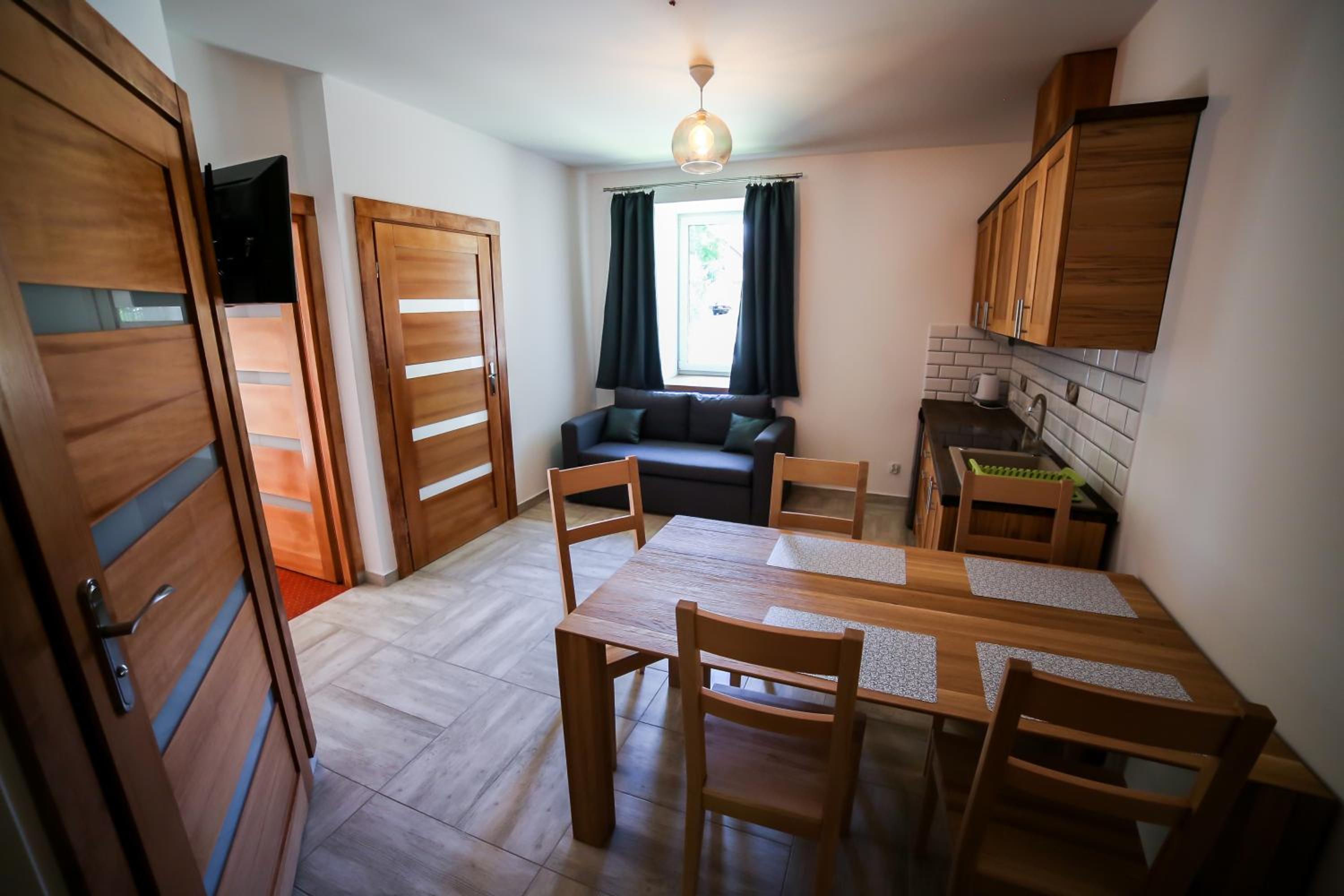 Two-Bedroom Apartment - Photo 7