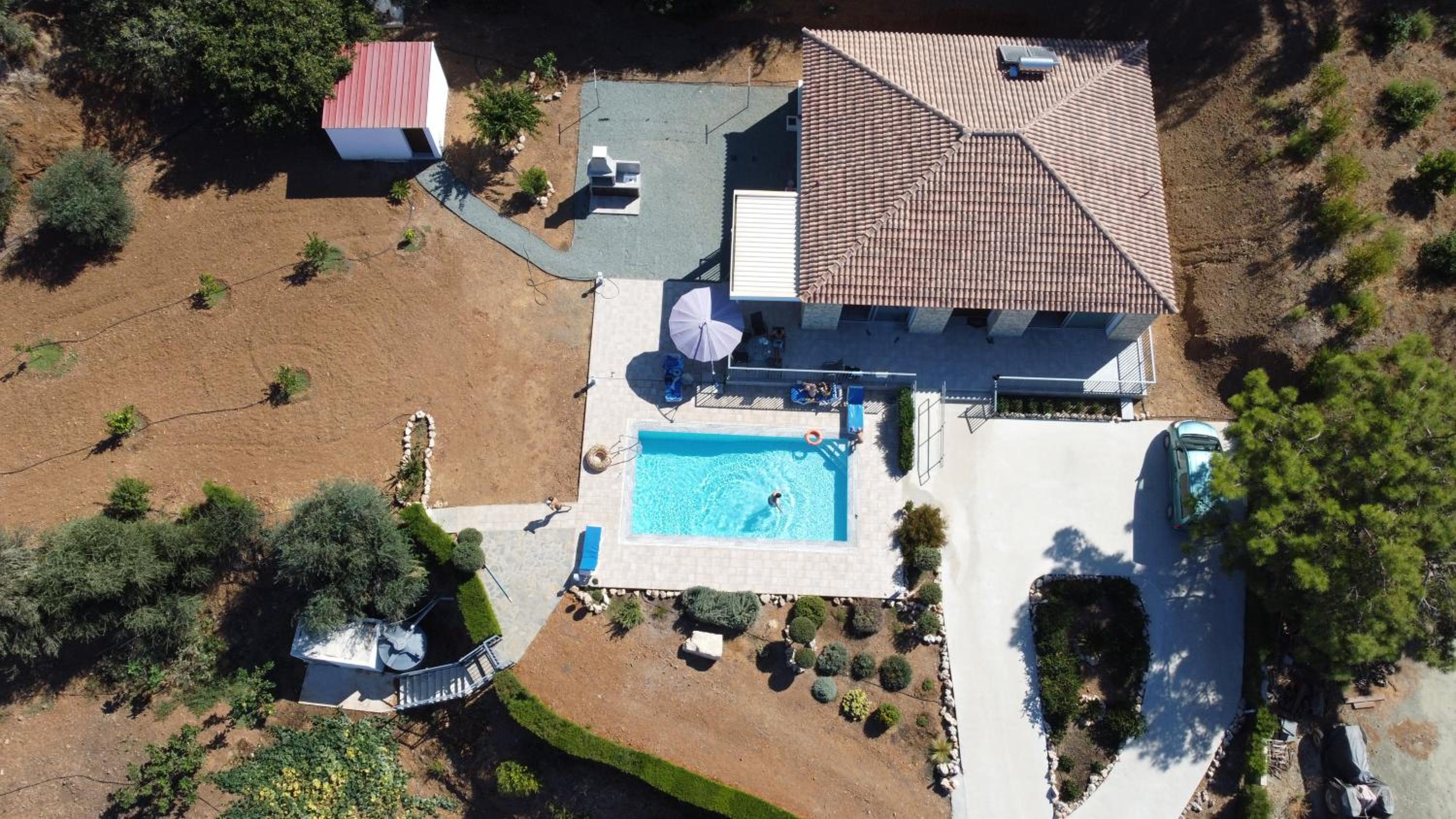 Villa photo 2