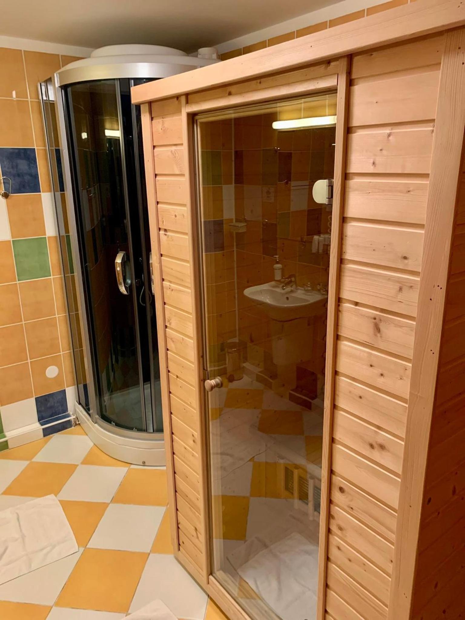 Suite with infrasauna photo 2