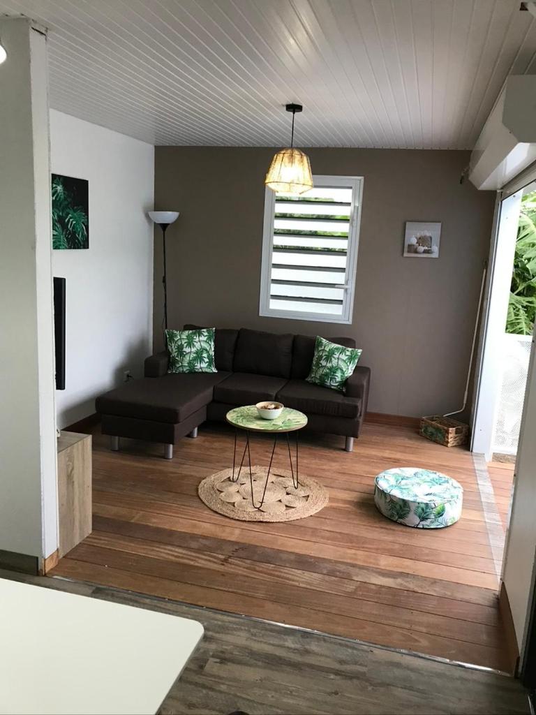 One-Bedroom House photo 1