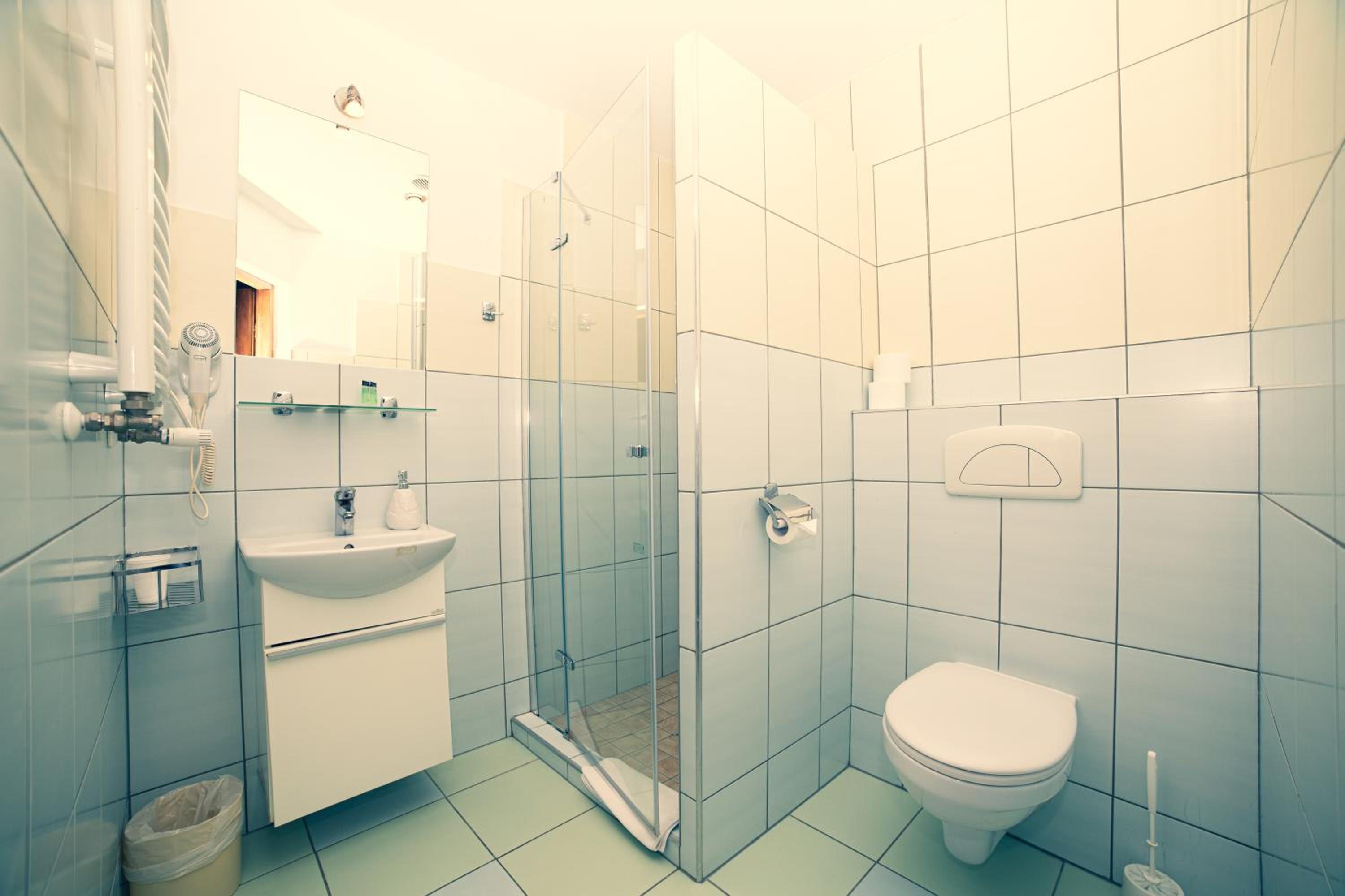 Twin Room - Photo 4