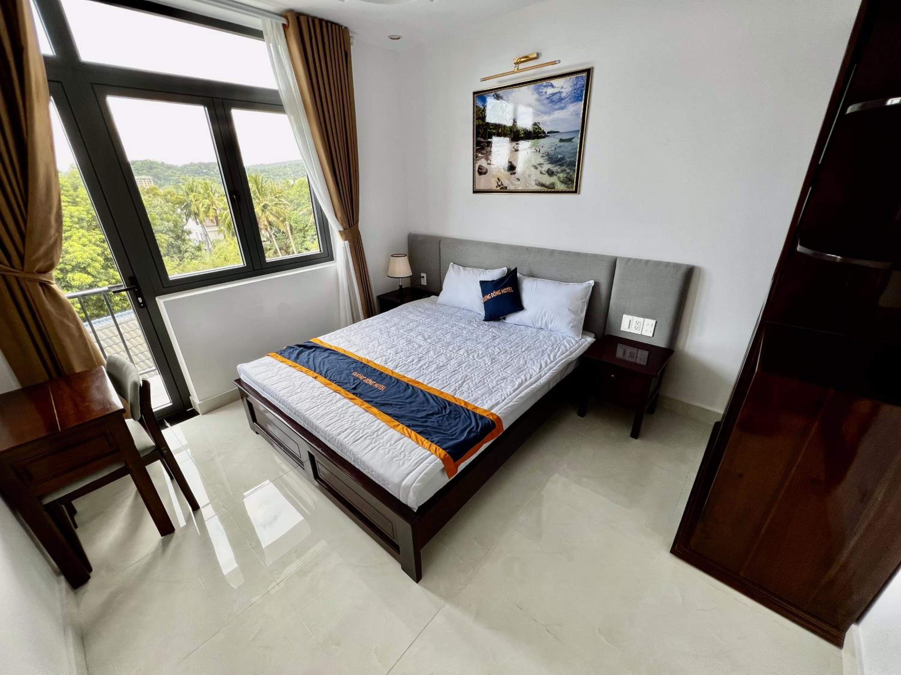 Two-Bedroom Apartment - Photo 11