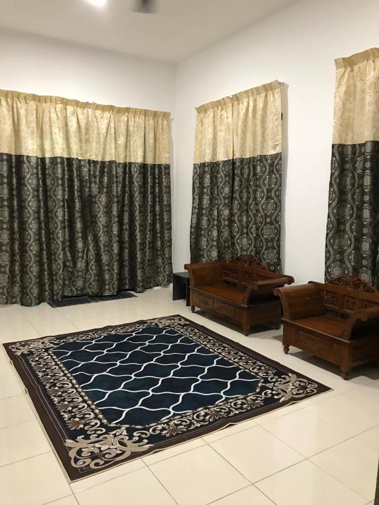 Two-Bedroom House photo 3