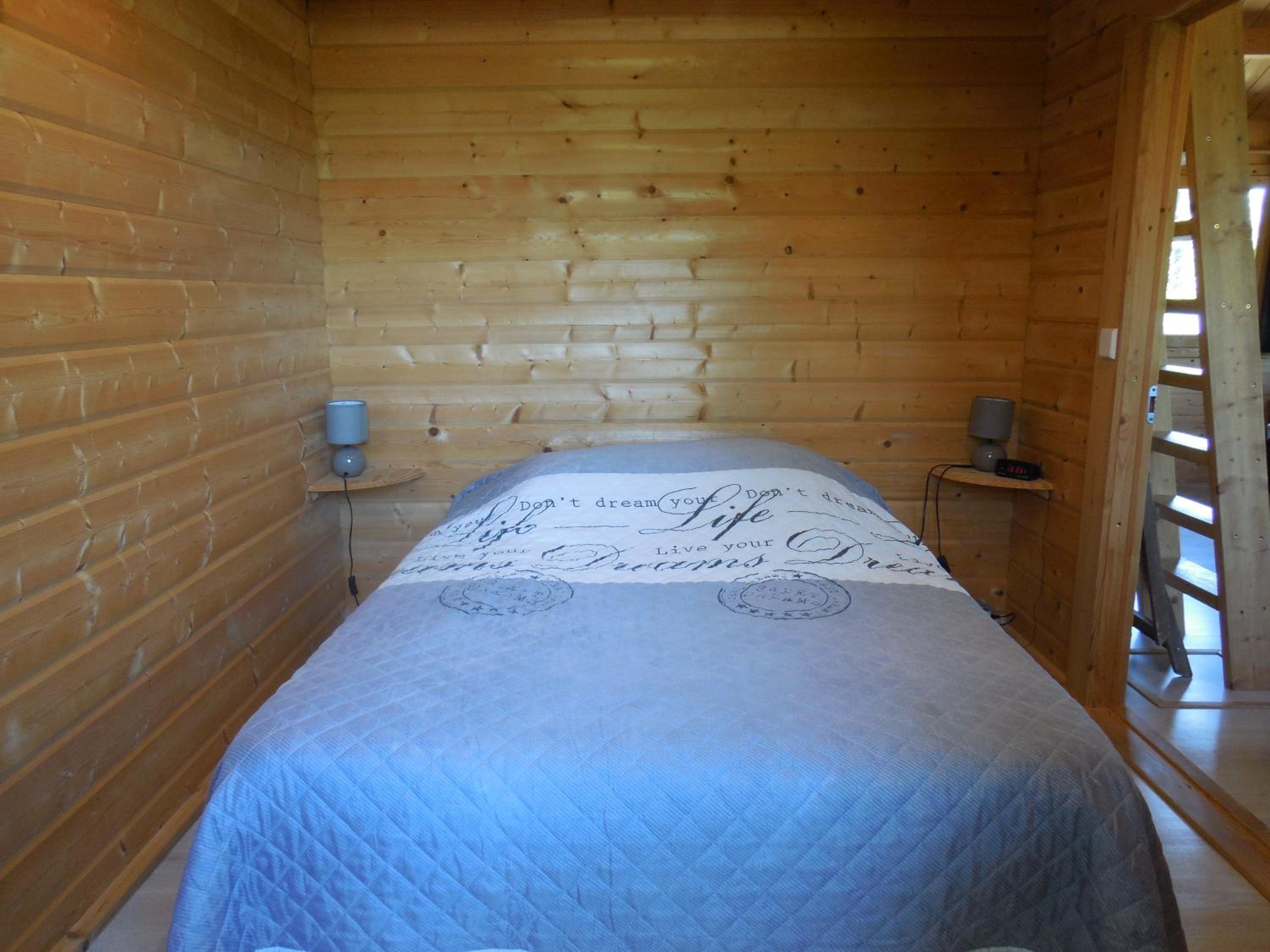 One-Bedroom House - Photo 21