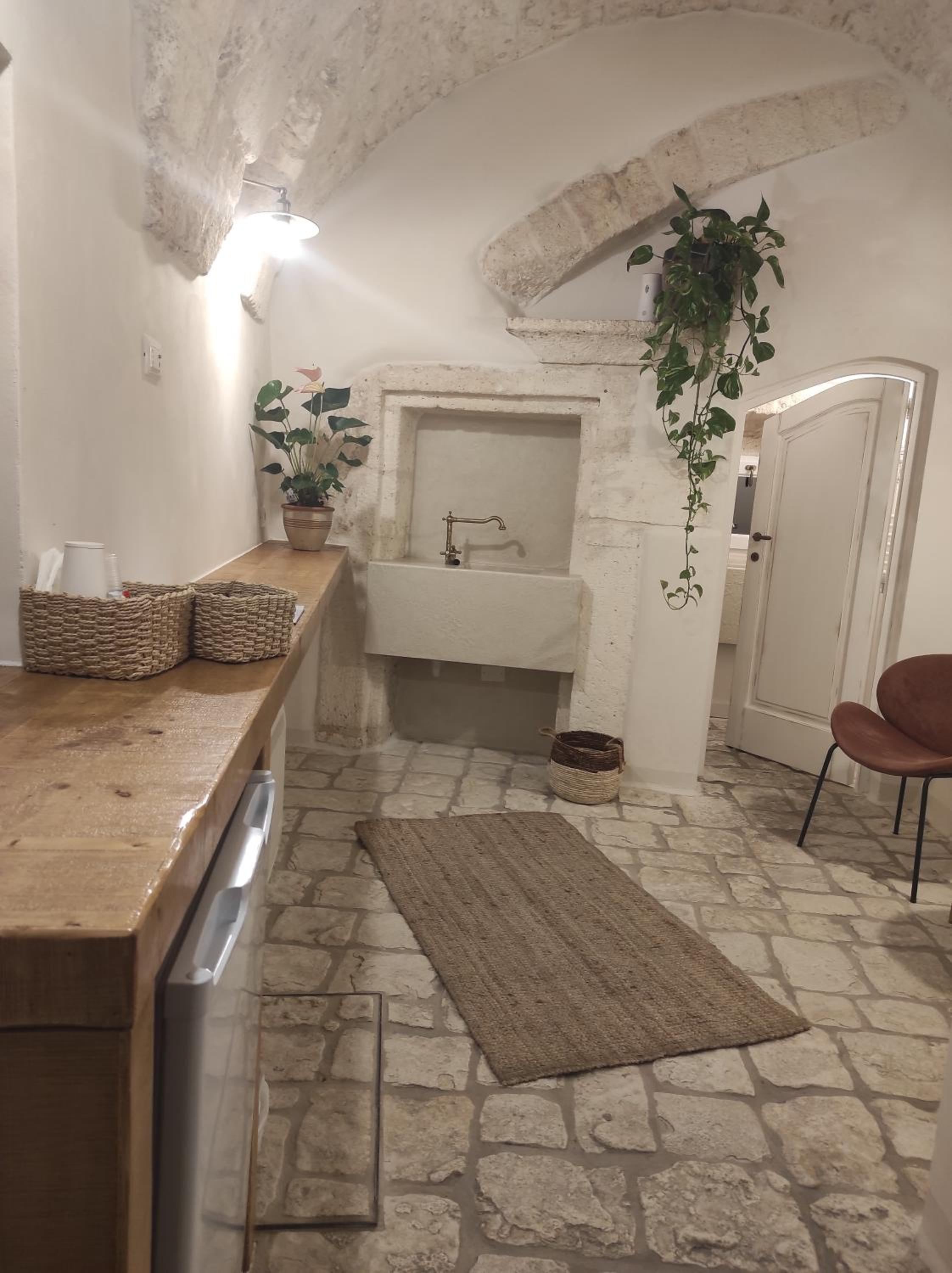Deluxe Double Room with Shower photo 3