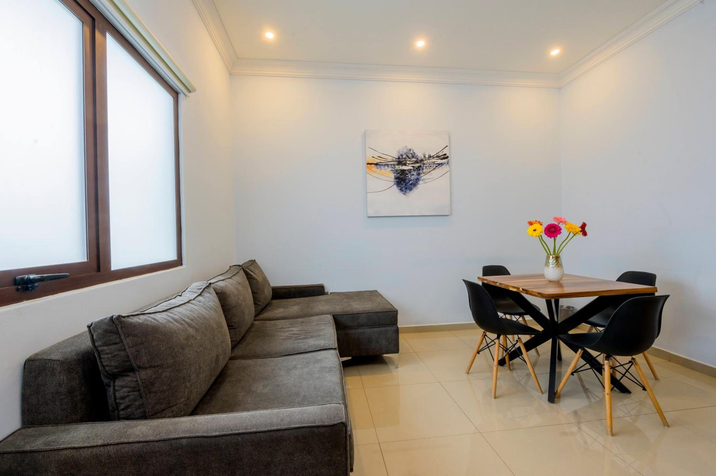 Deluxe Junior Suite - Photo 9