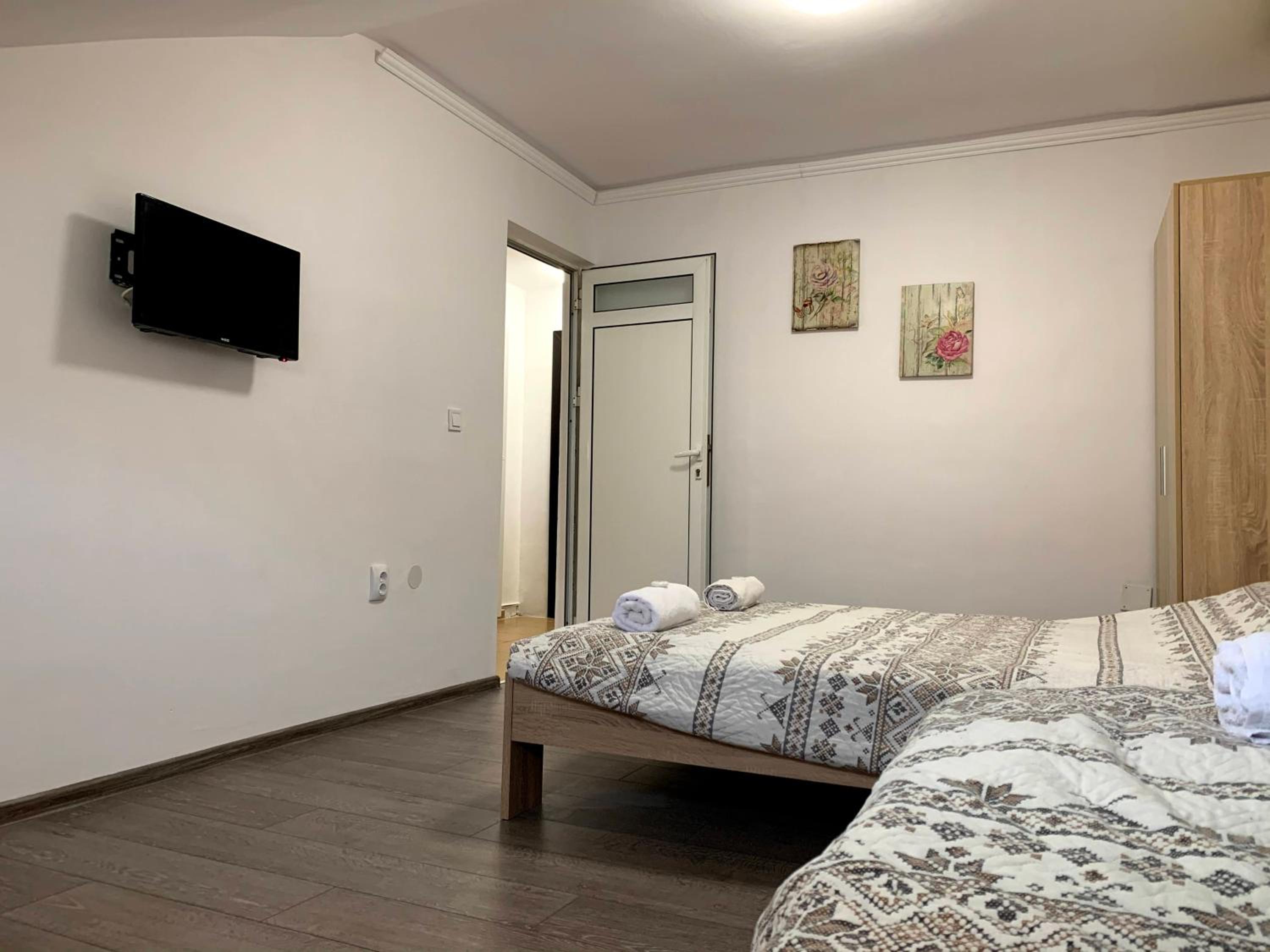 Standard Apartment with Private Bathroom photo 2