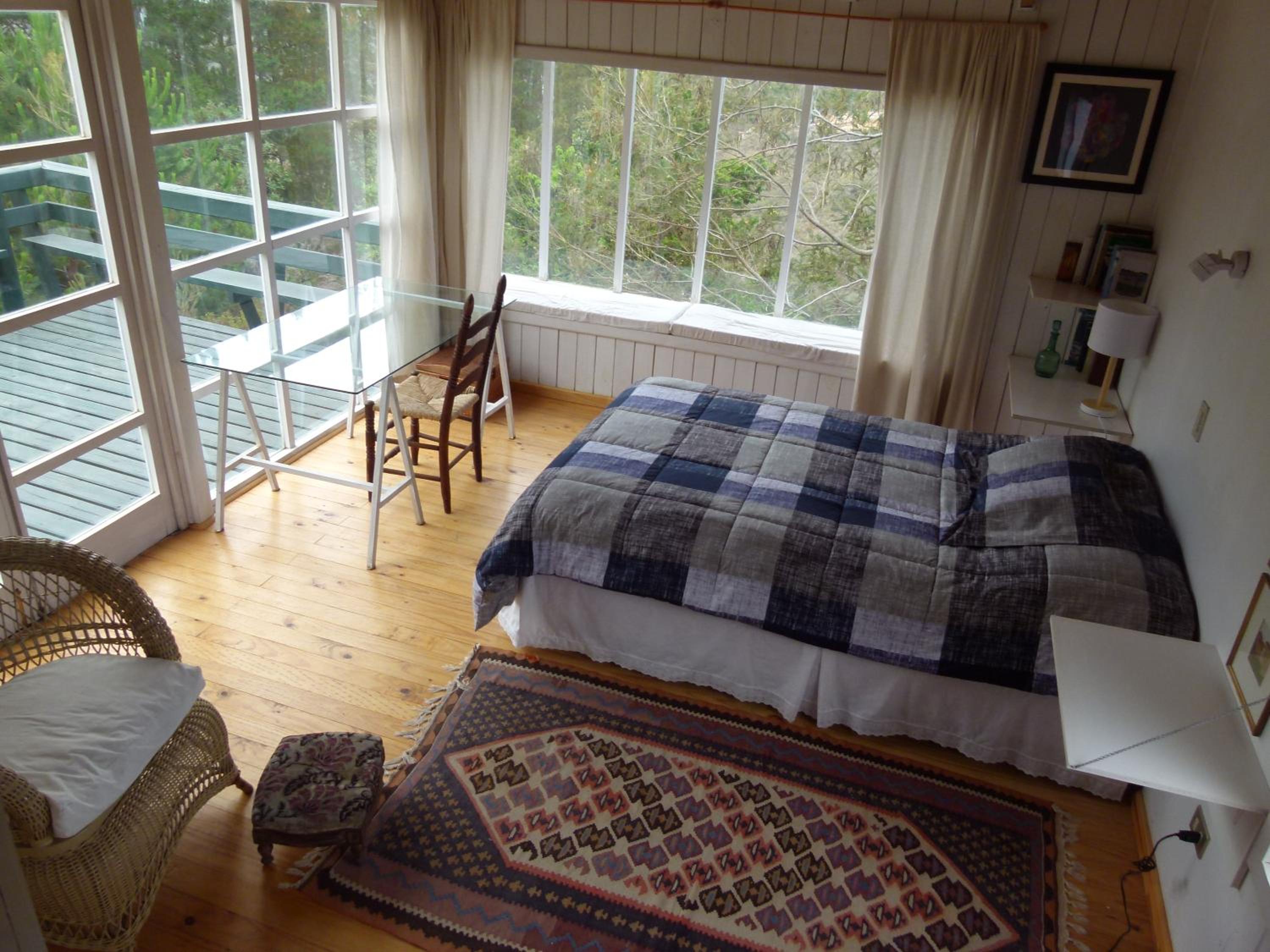Four-Bedroom House photo 1