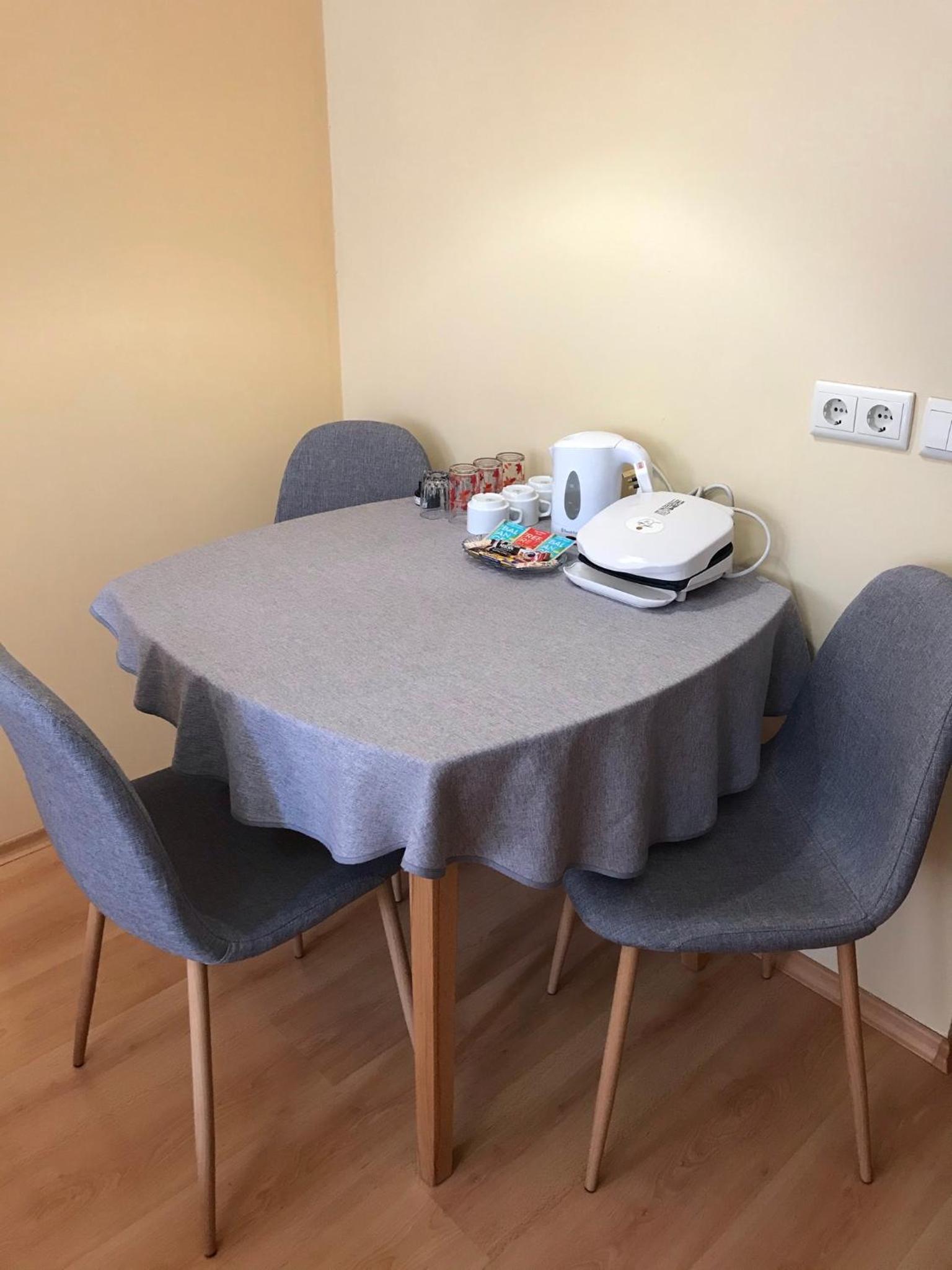 Double Room with Balcony (2 Adults + 1 Child) - Photo 3