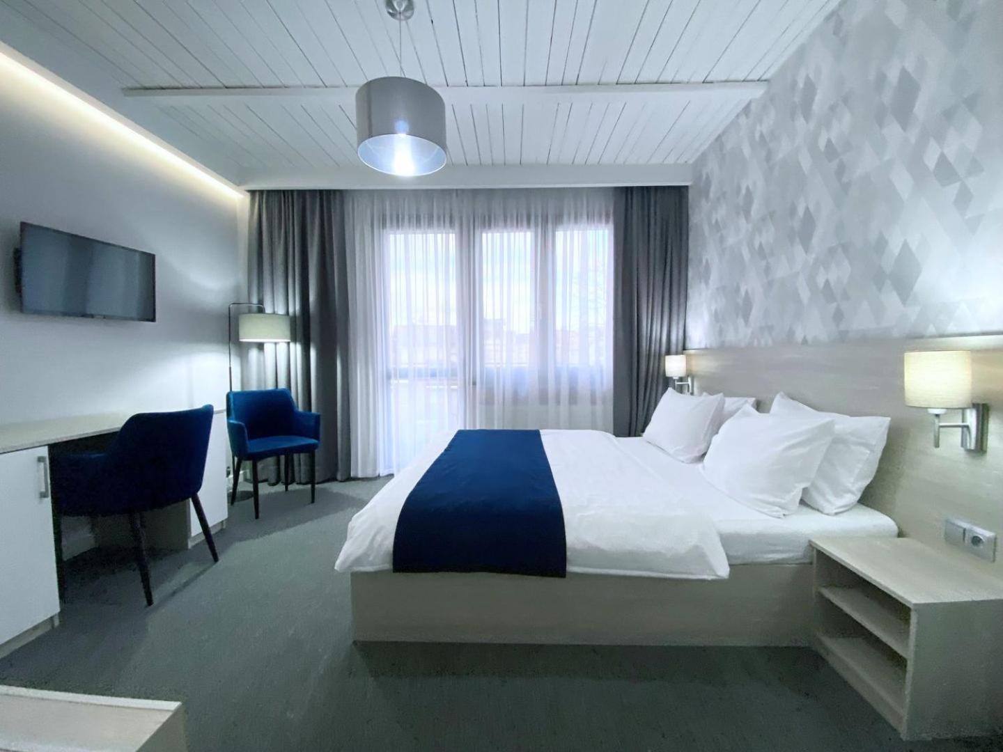 Double Room with Balcony photo 1
