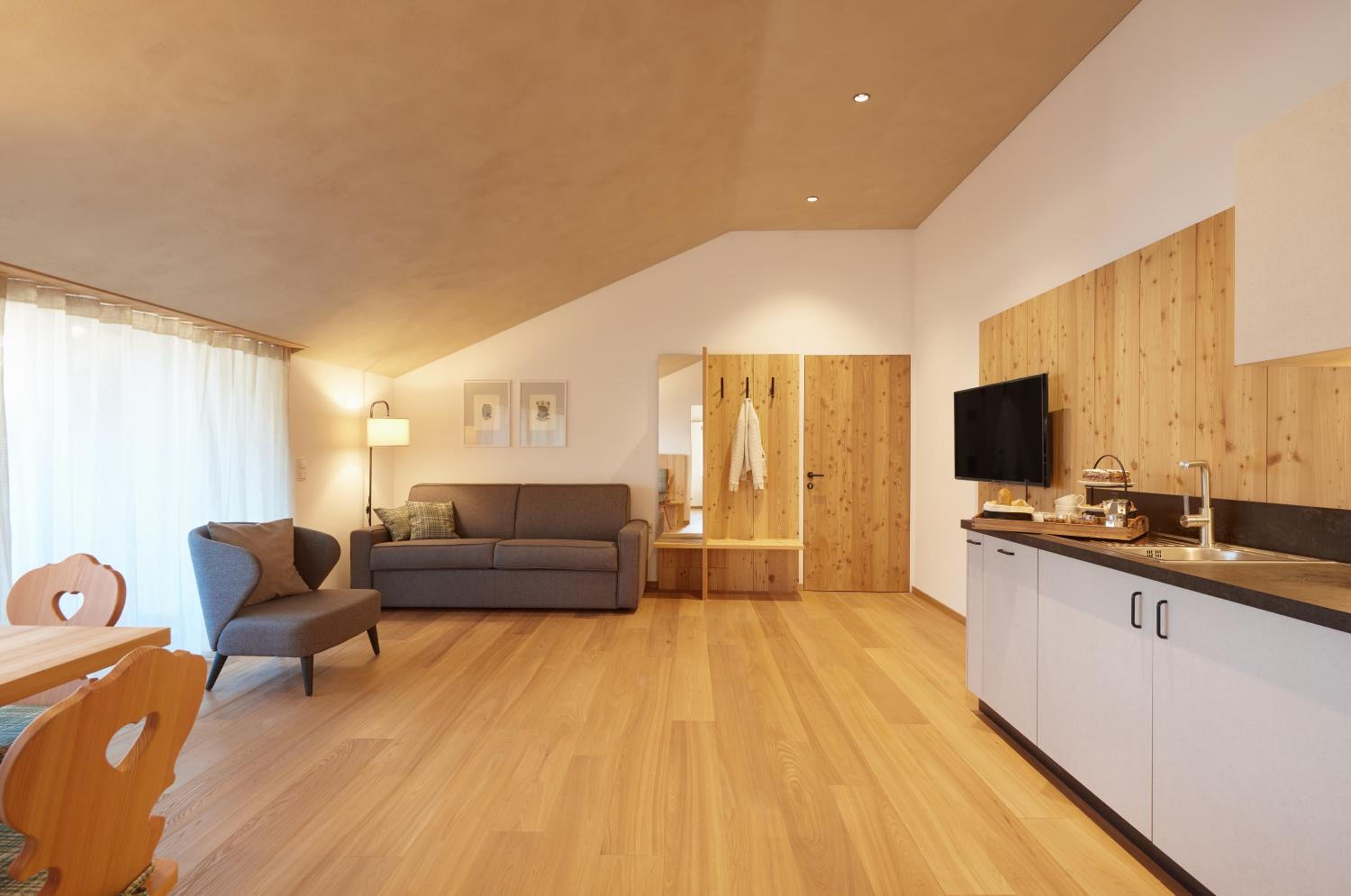 Apartment with Balcony