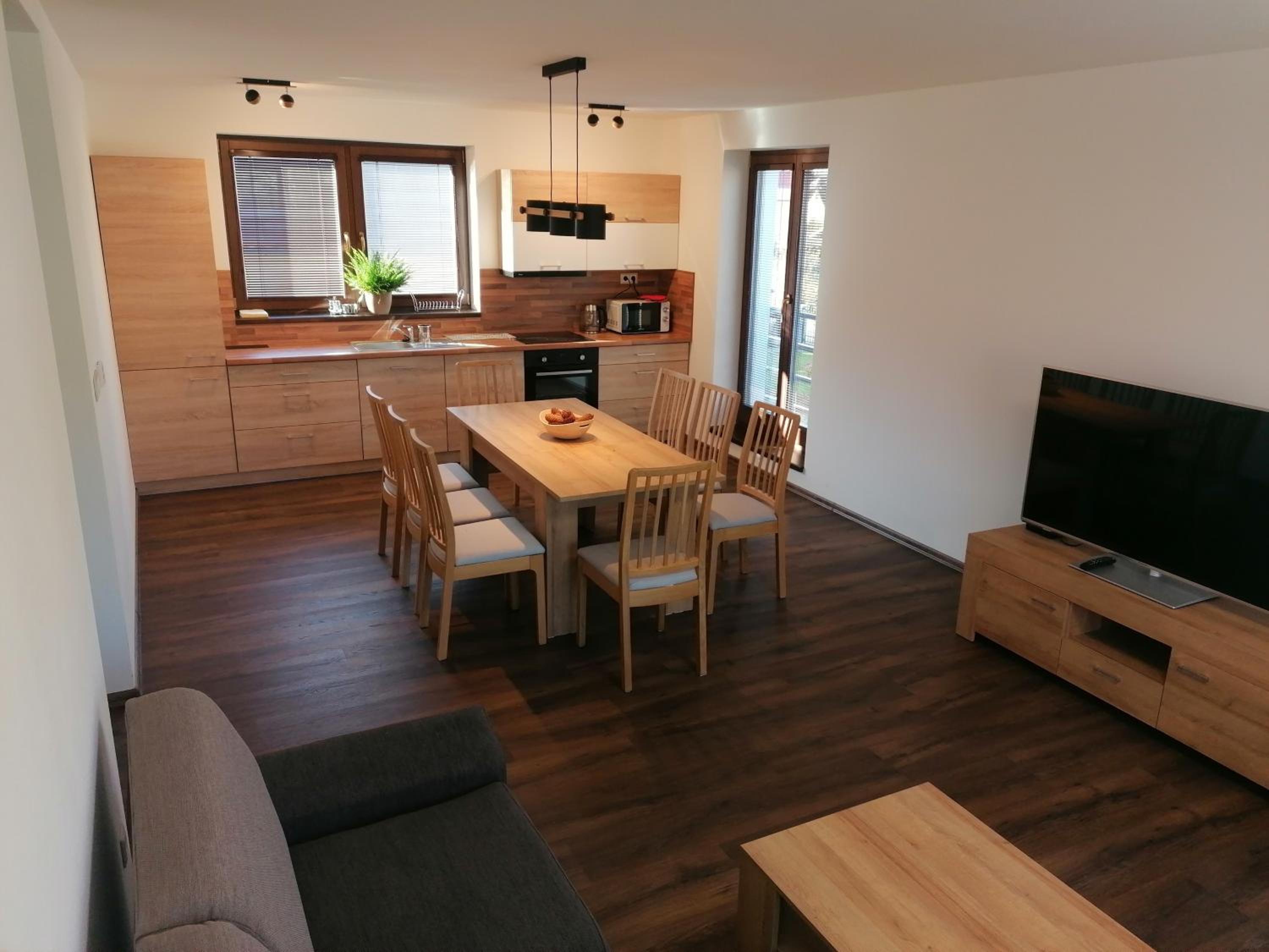 Three-Bedroom Apartment - Photo 6
