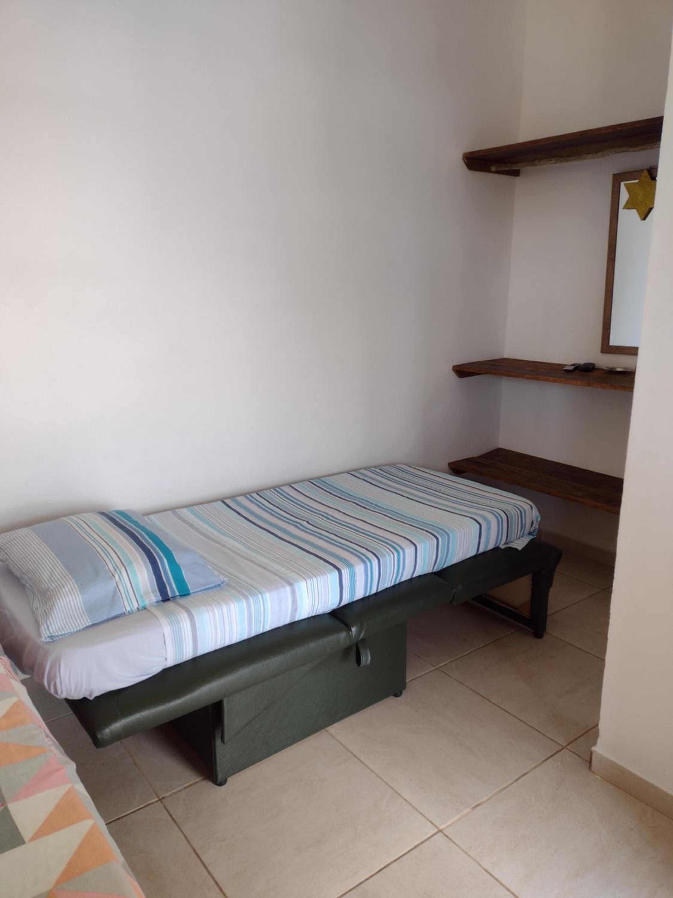 Deluxe Suite with Sea View - Photo 18