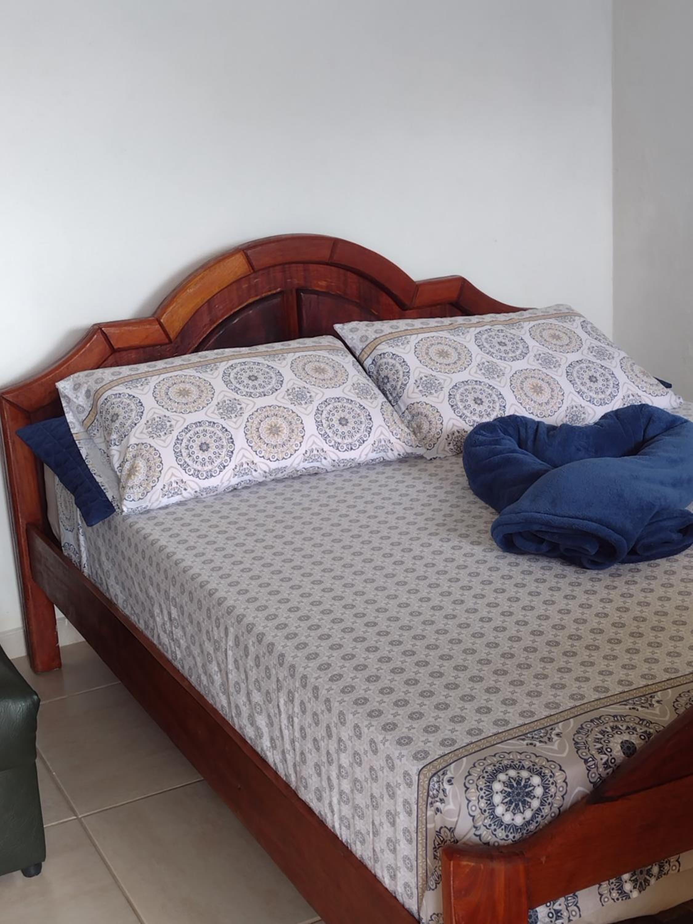 Deluxe Suite with Sea View - Photo 20