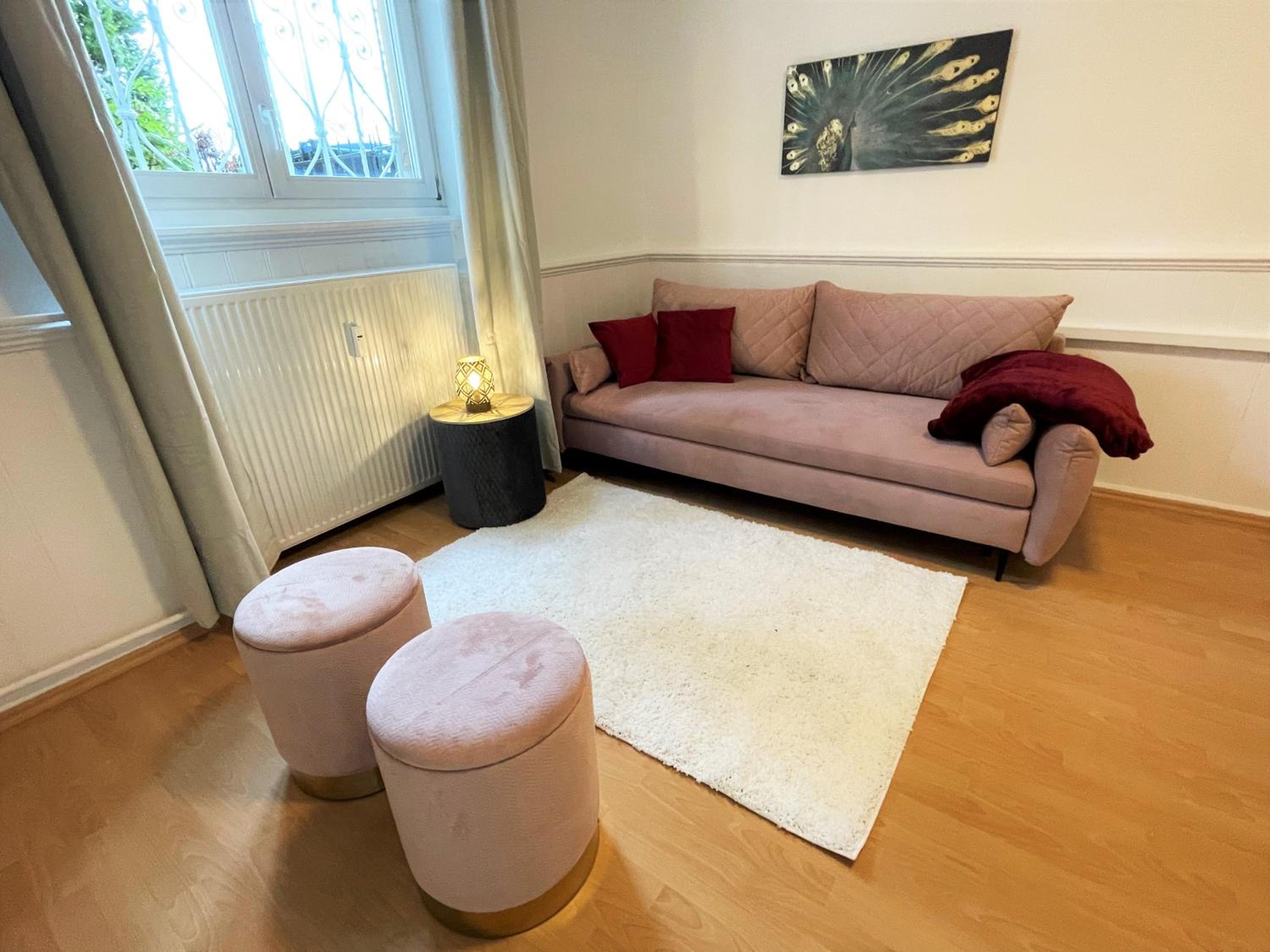 One-Bedroom Apartment - Photo 4