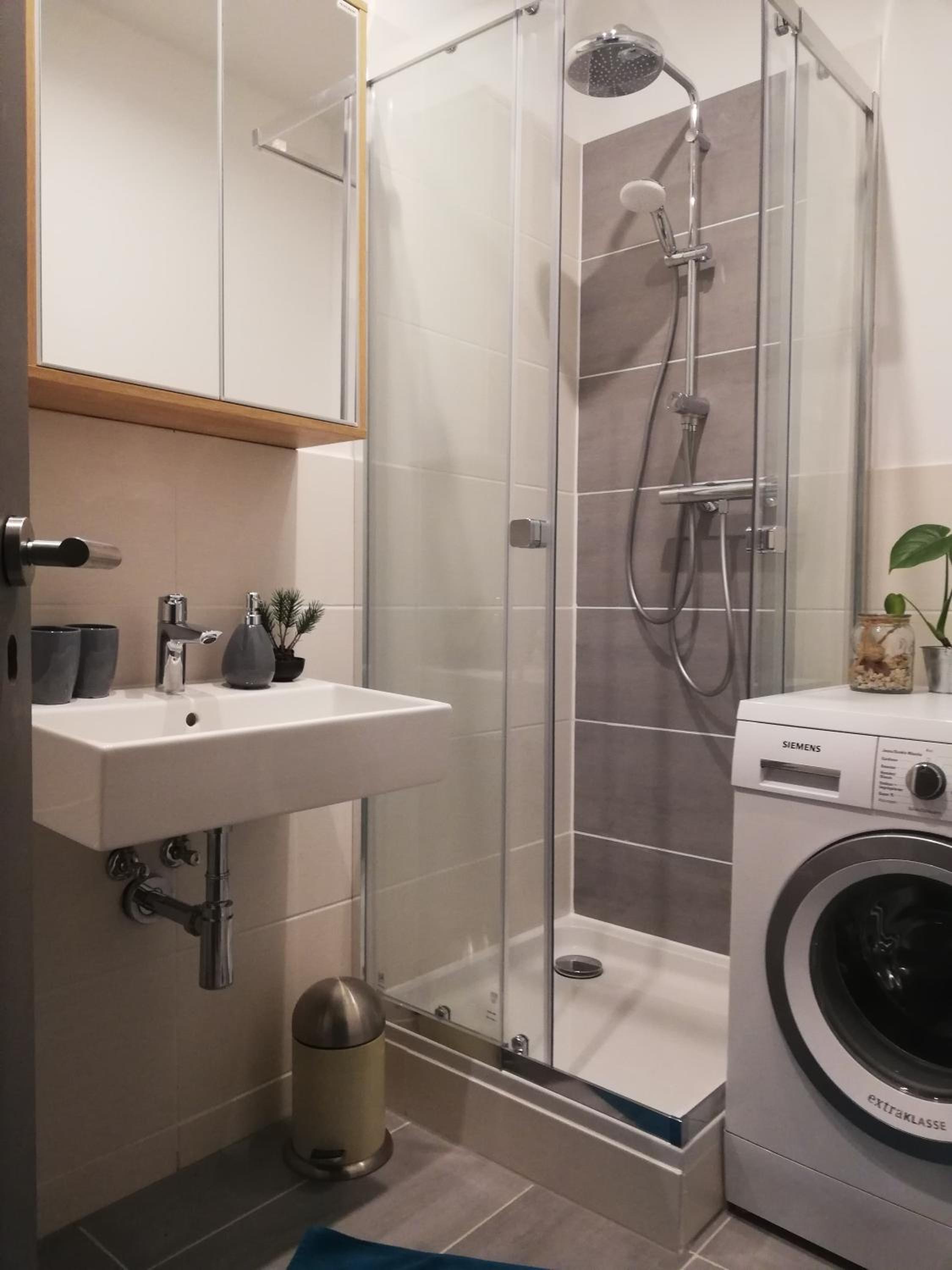 Two-Bedroom Apartment - Photo 18