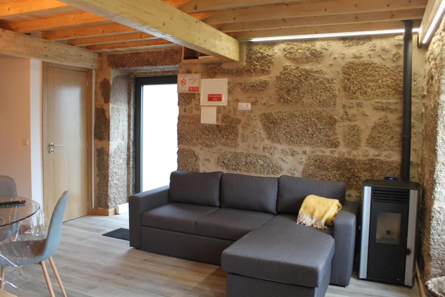 Two-Bedroom Apartment - Photo 7