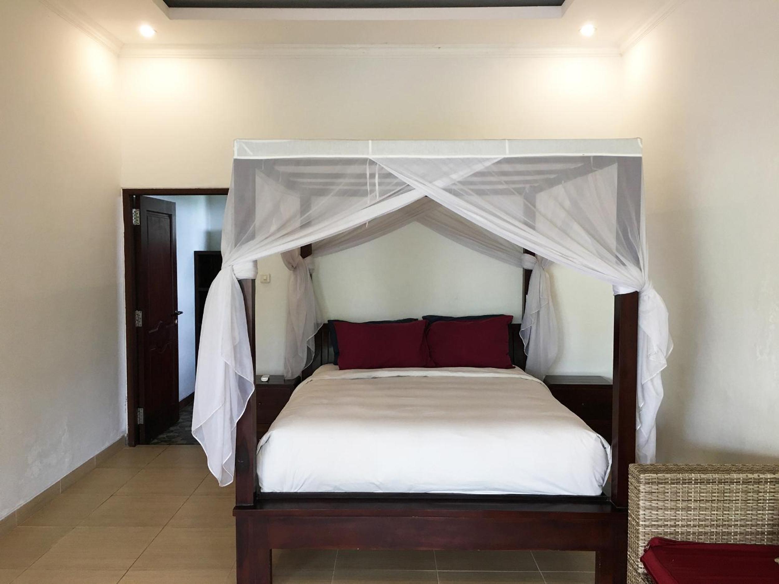 Standard Villa - Photo 1