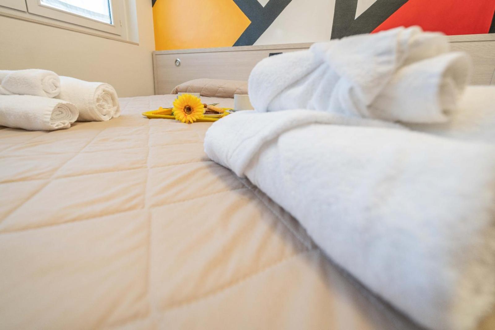 Double or Twin Room - Photo 12