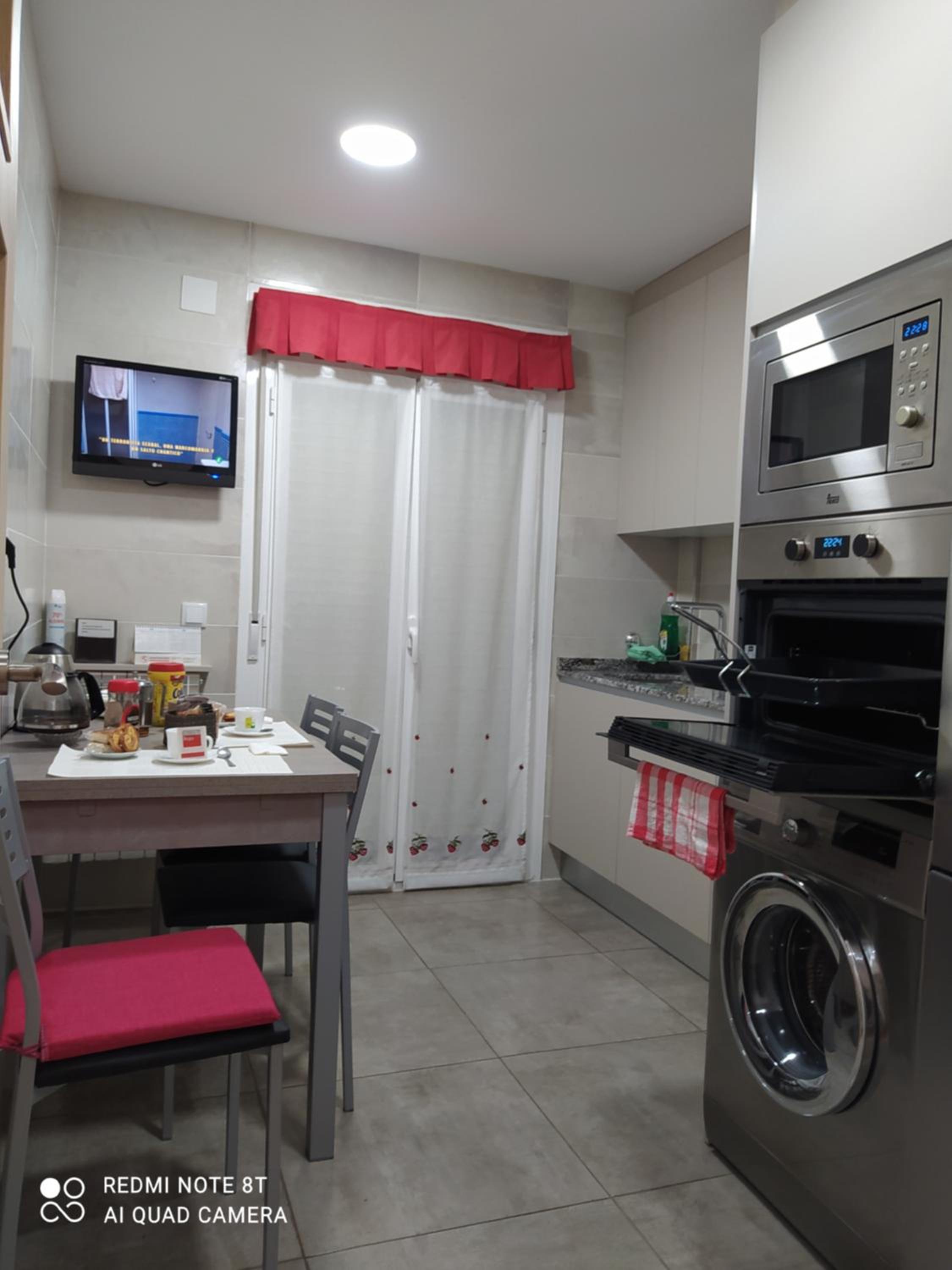 Three-Bedroom Apartment - Photo 25
