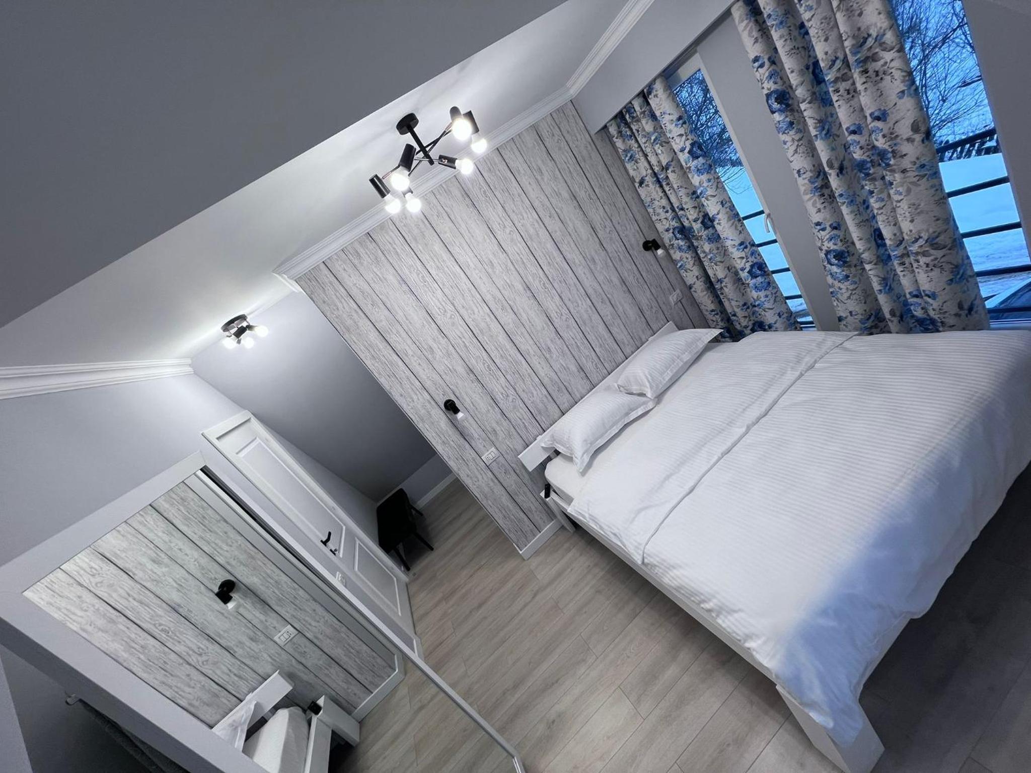 Three-Bedroom Chalet - Photo 1