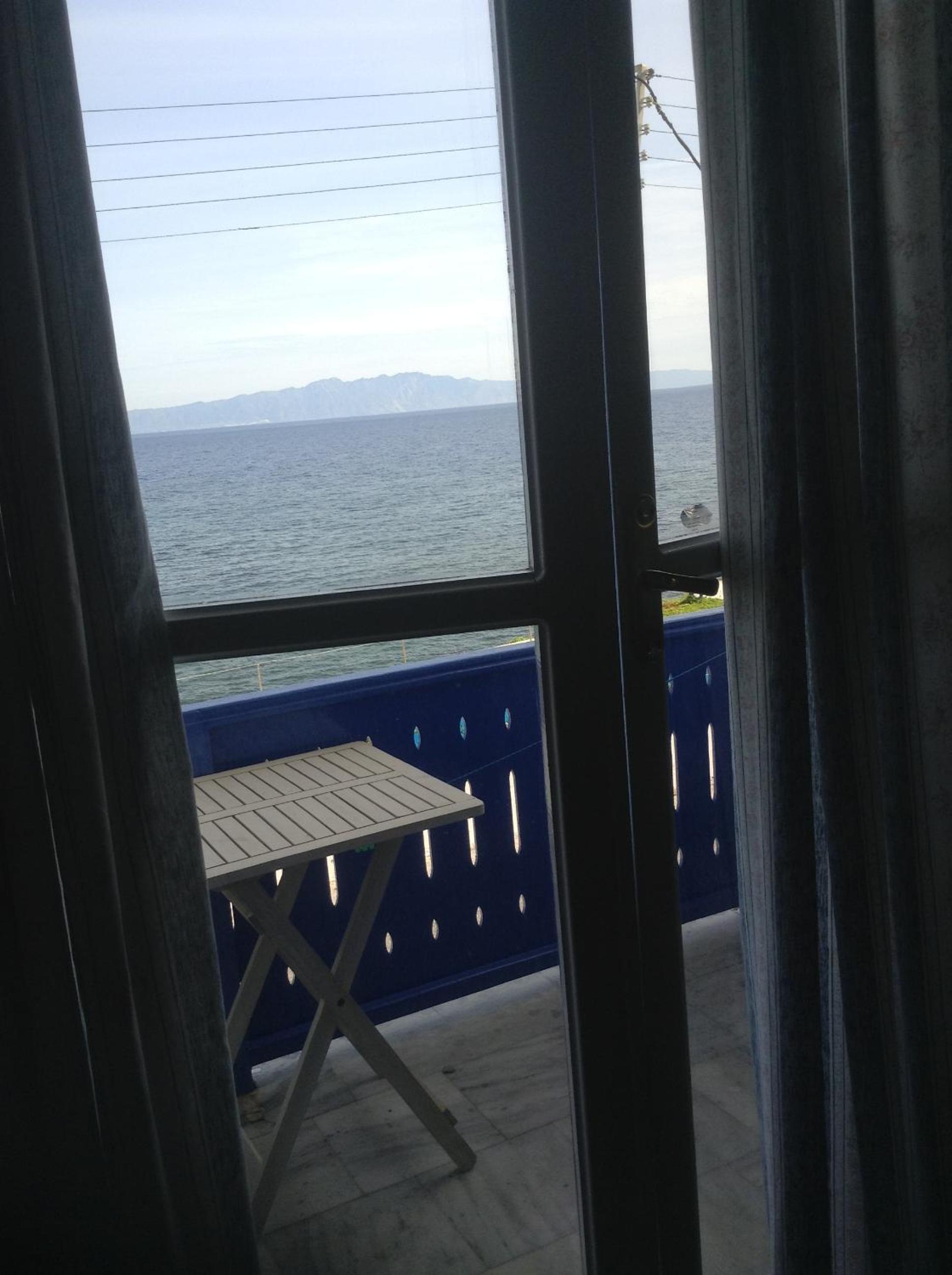 Twin Room with Sea View photo 2