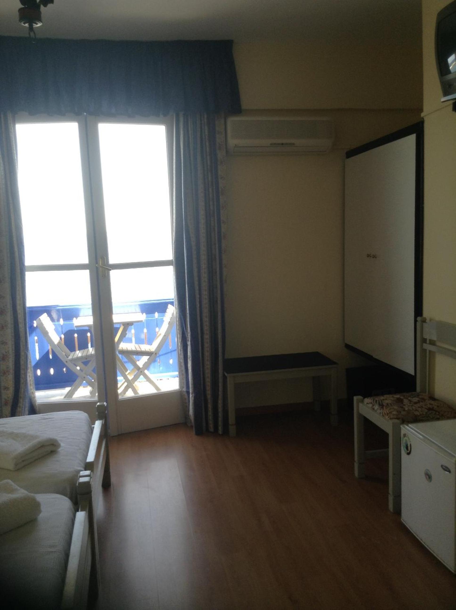 Triple Room with Sea View photo 3