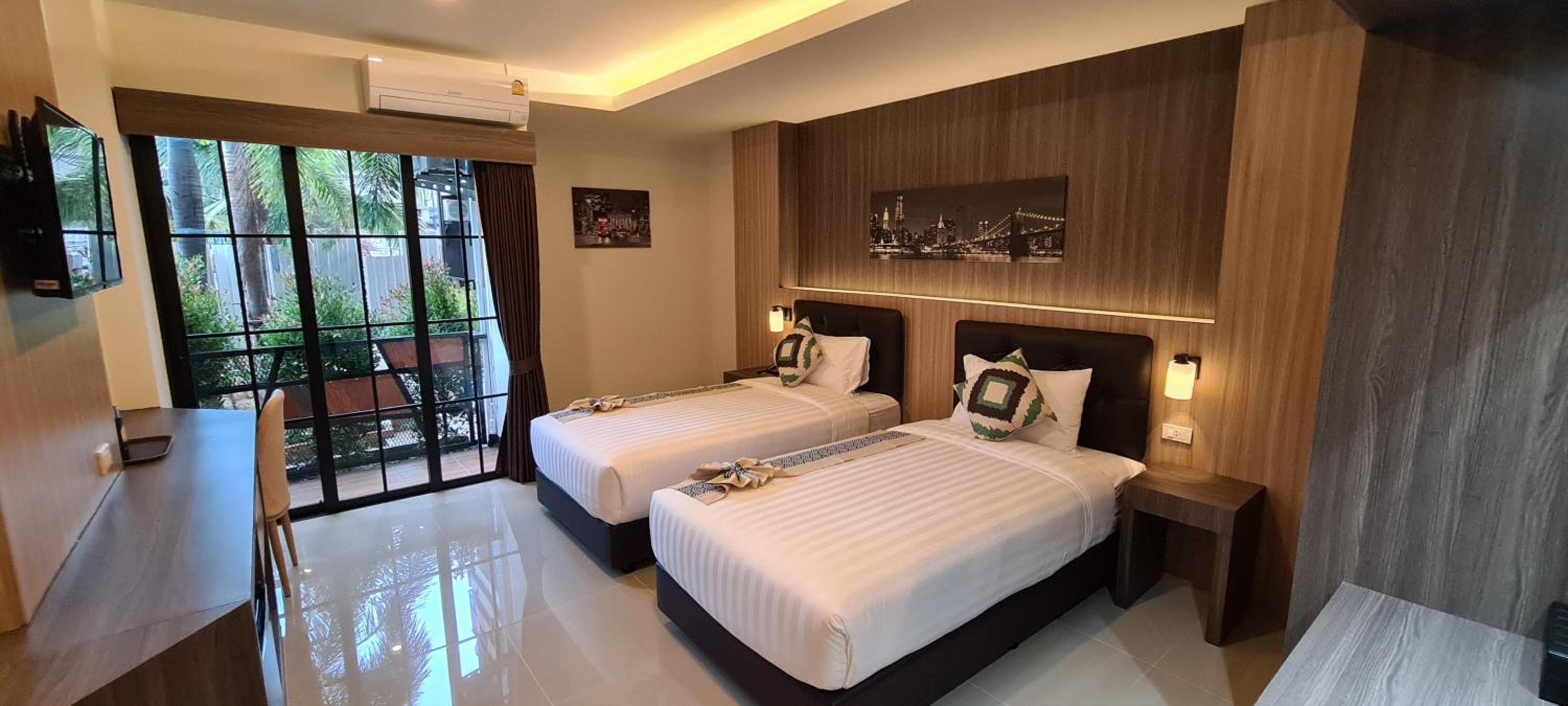 Deluxe Twin Room - Photo 4