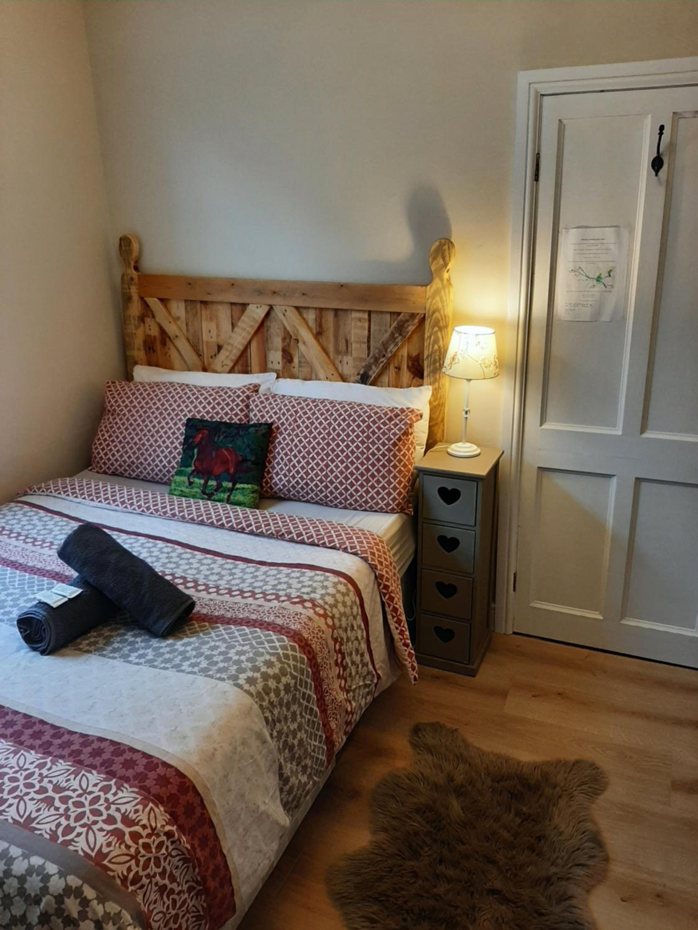Double Room with Private Bathroom - Photo 1