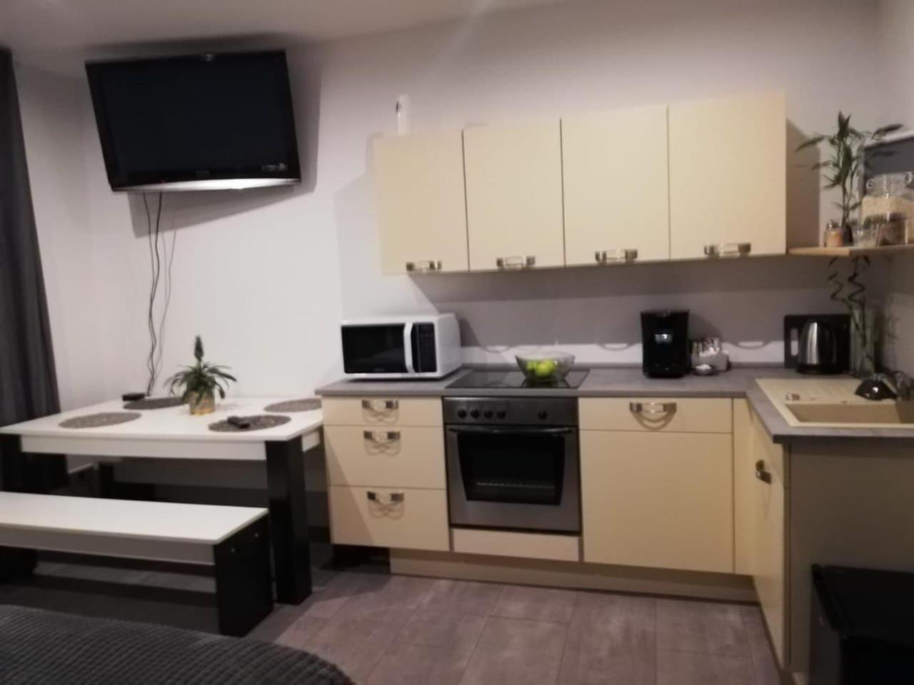 Two-Bedroom Apartment - Photo 4