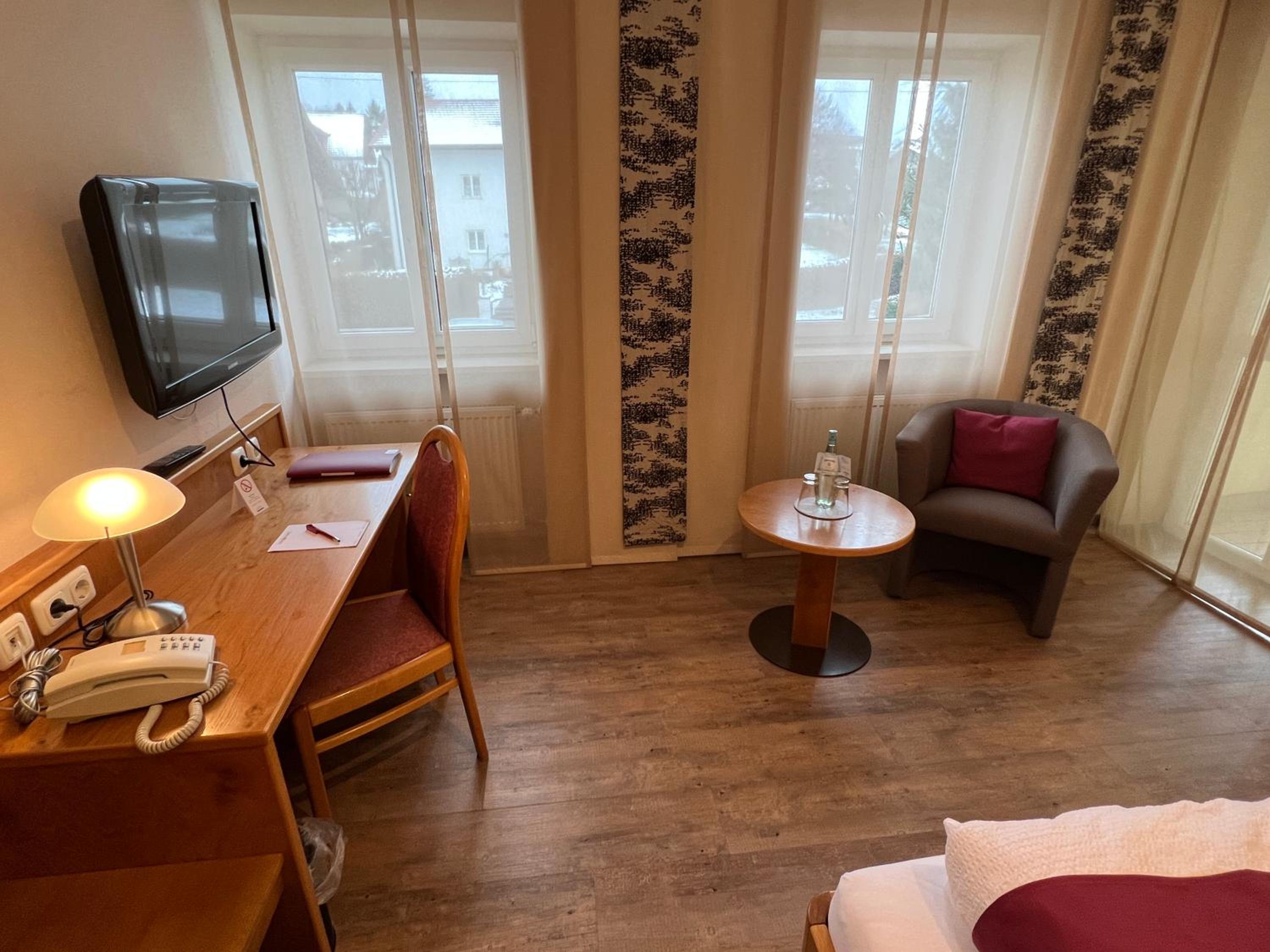 Double Room - Photo 5