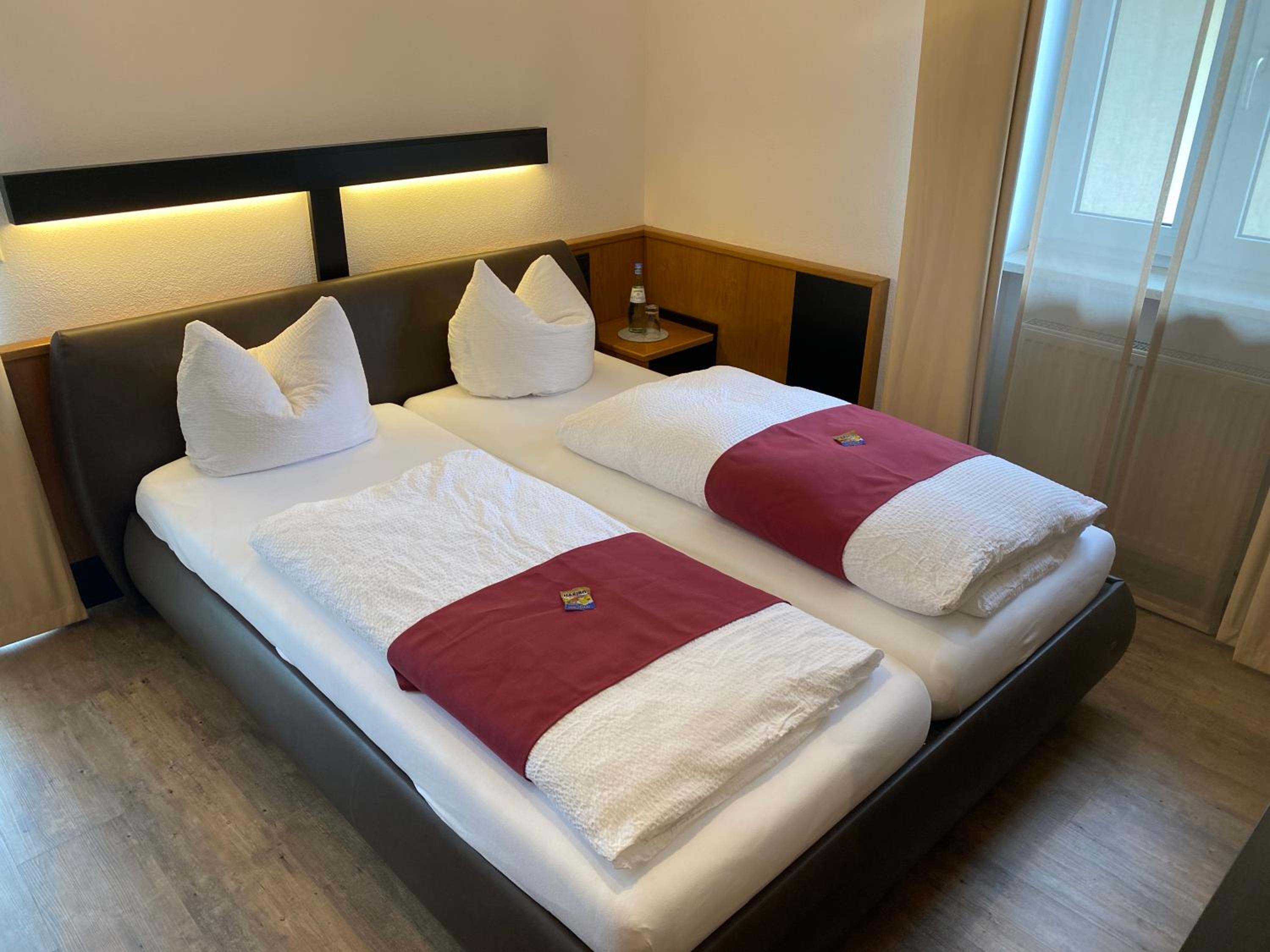 Double Room - Photo 3