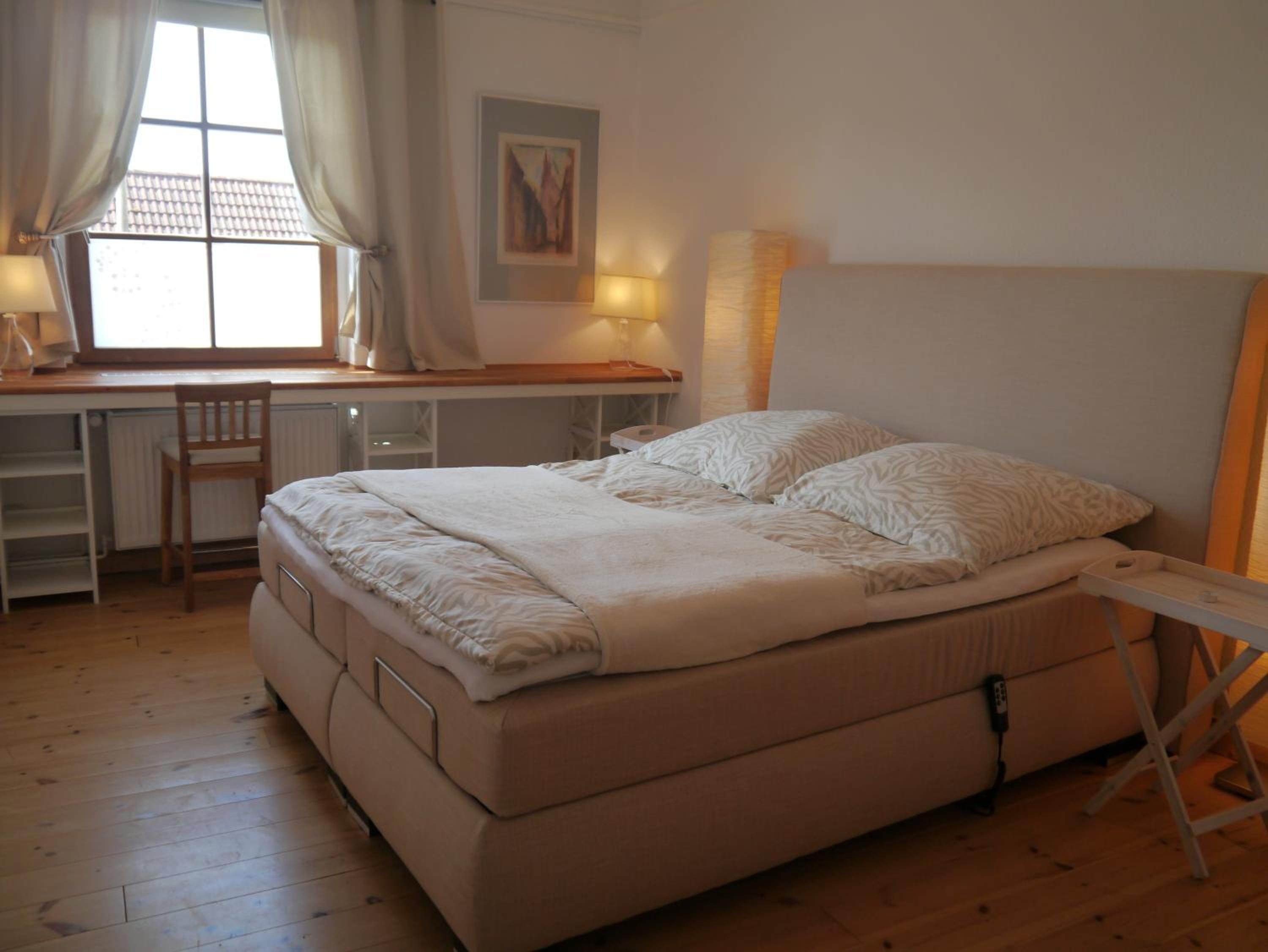 One-Bedroom Apartment - Photo 20