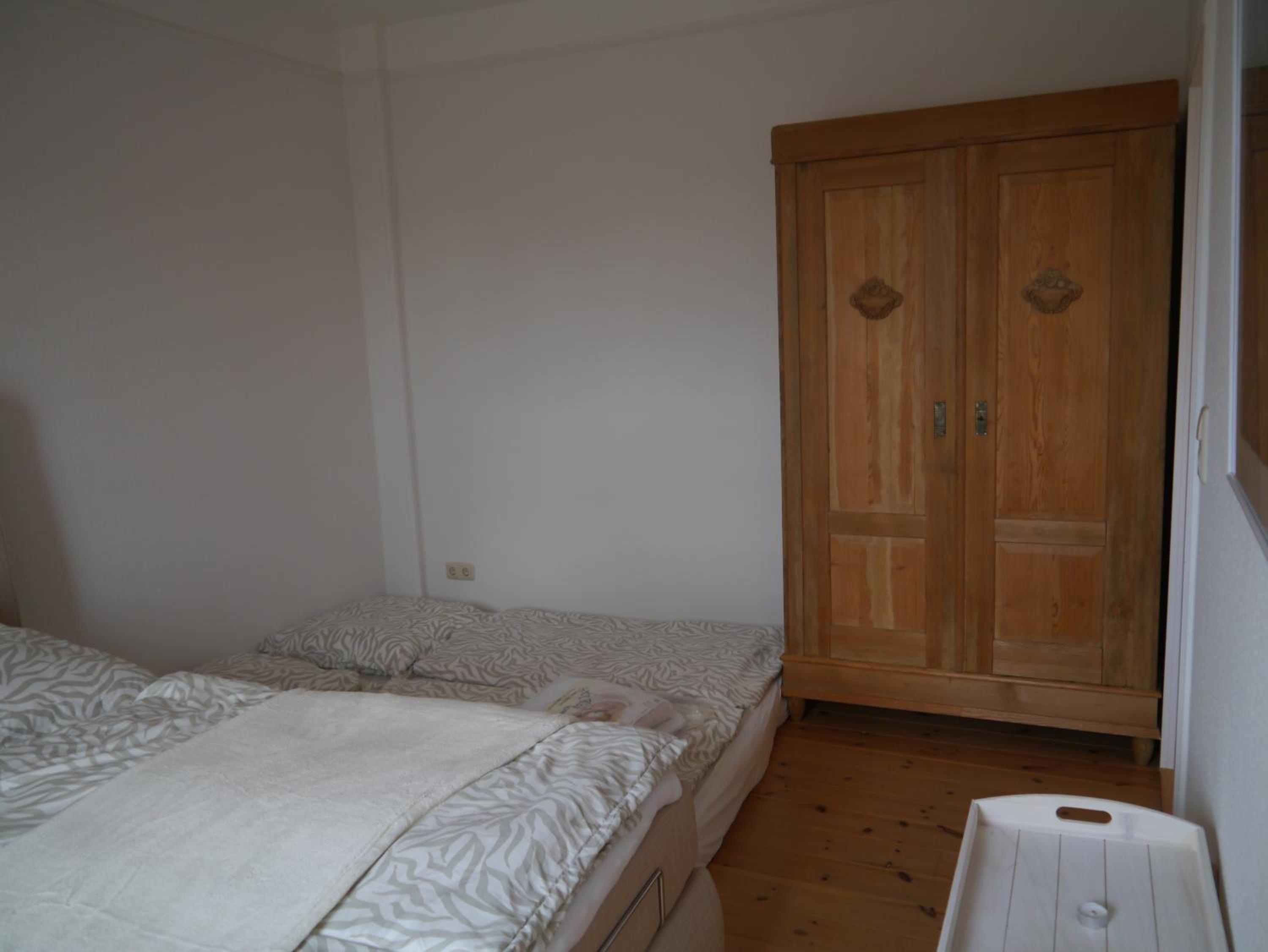 One-Bedroom Apartment - Photo 14