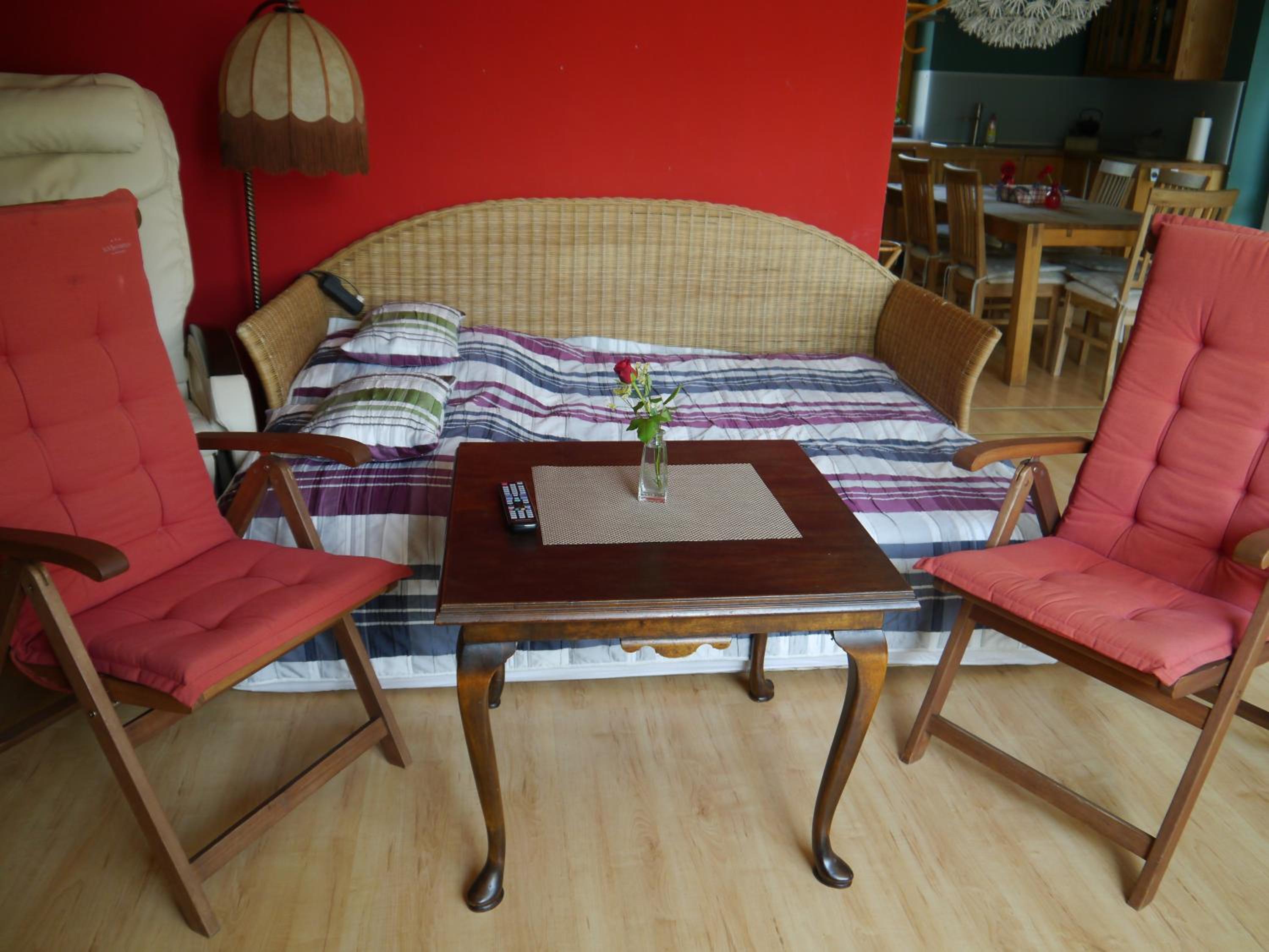 One-Bedroom Apartment with Terrace - Photo 7