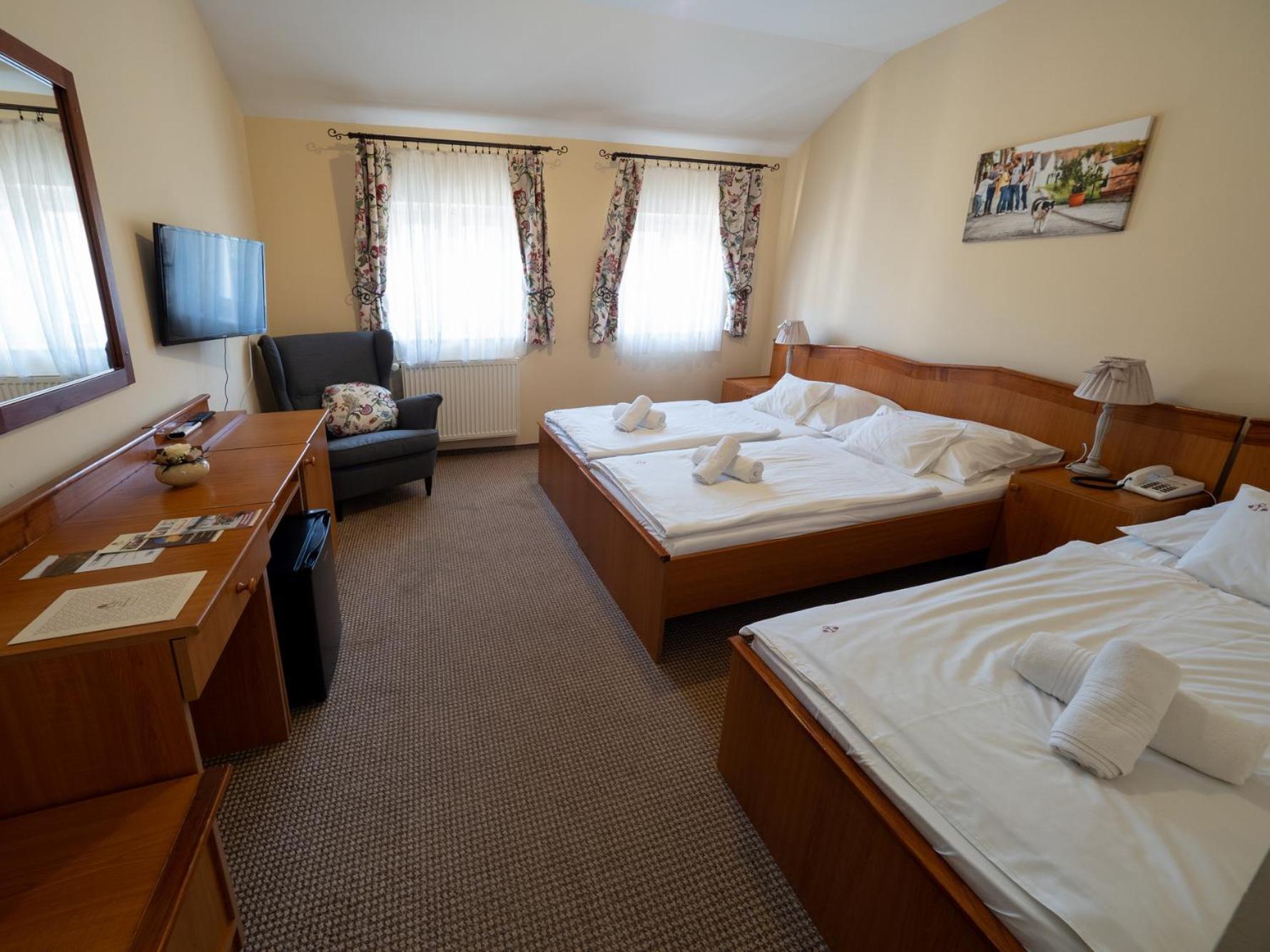 Standard Triple Room photo 1