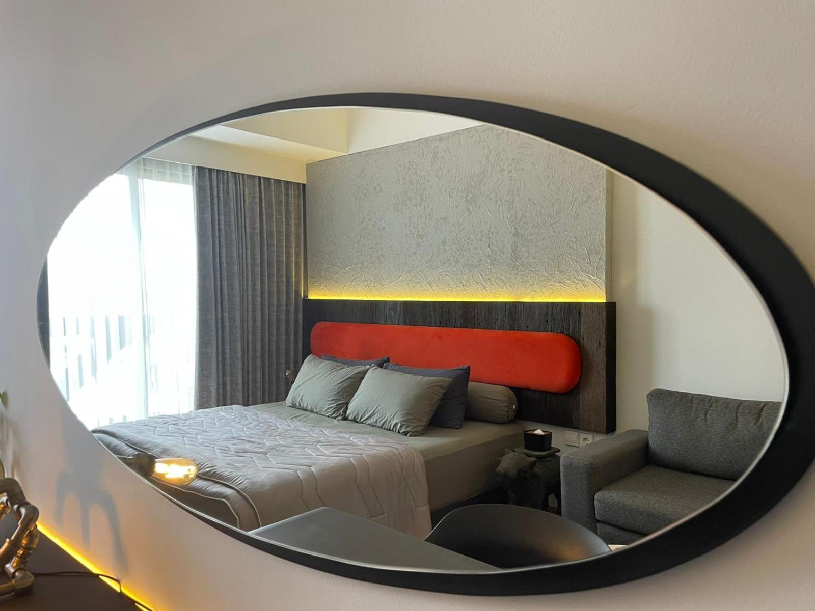 One-Bedroom Apartment - Photo 8
